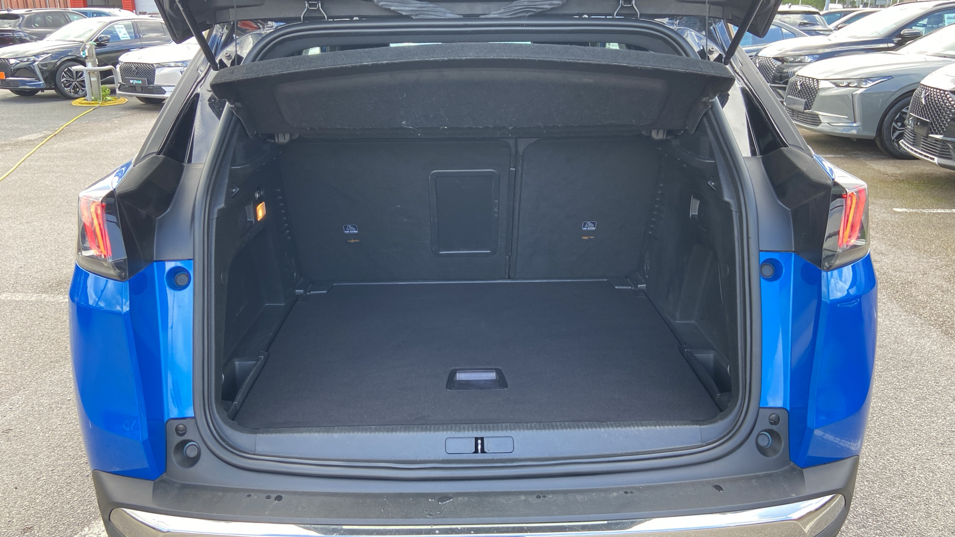 car image