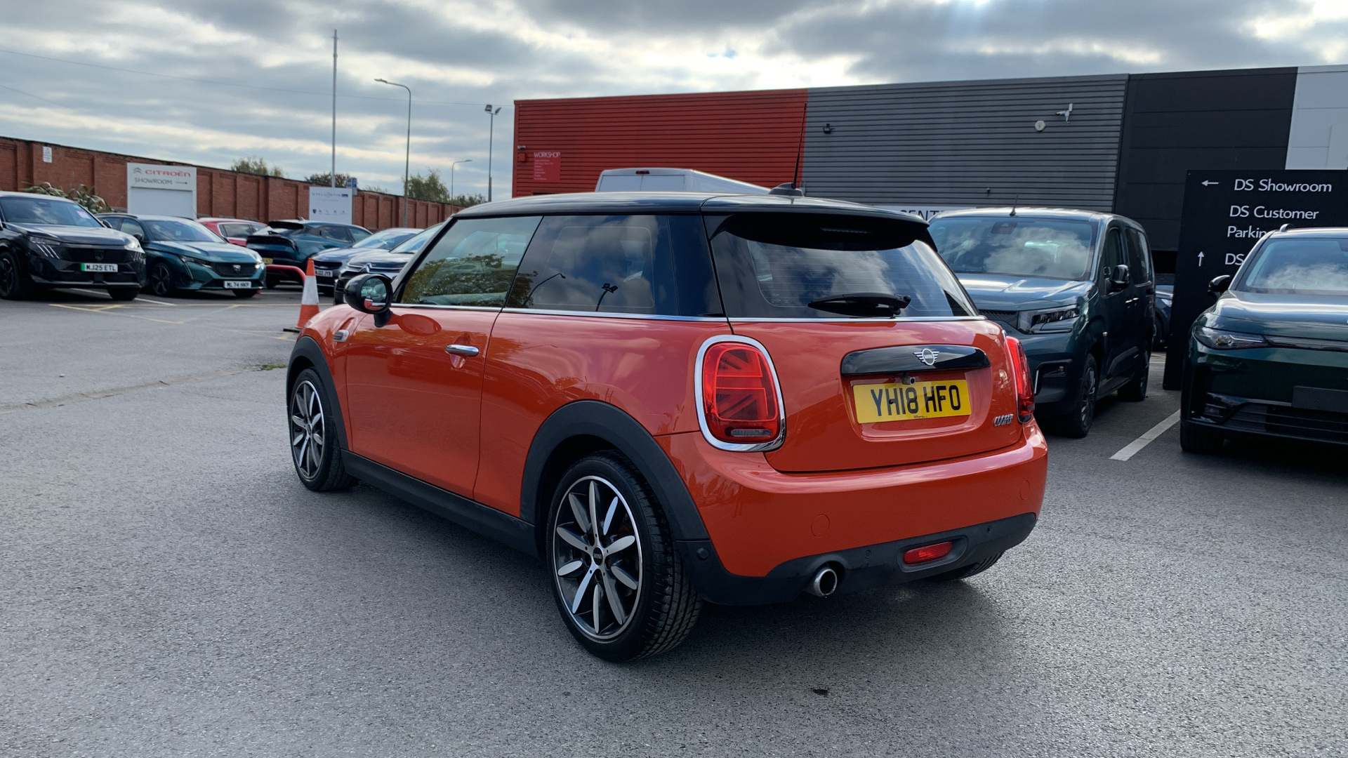 car image