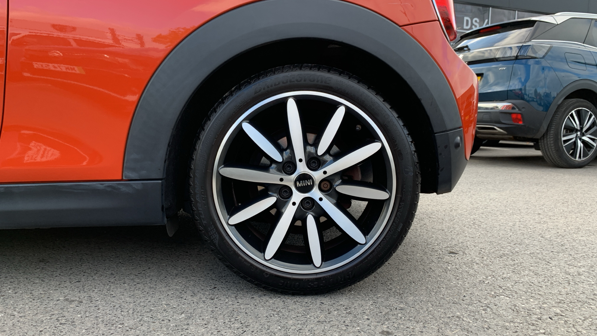 car image