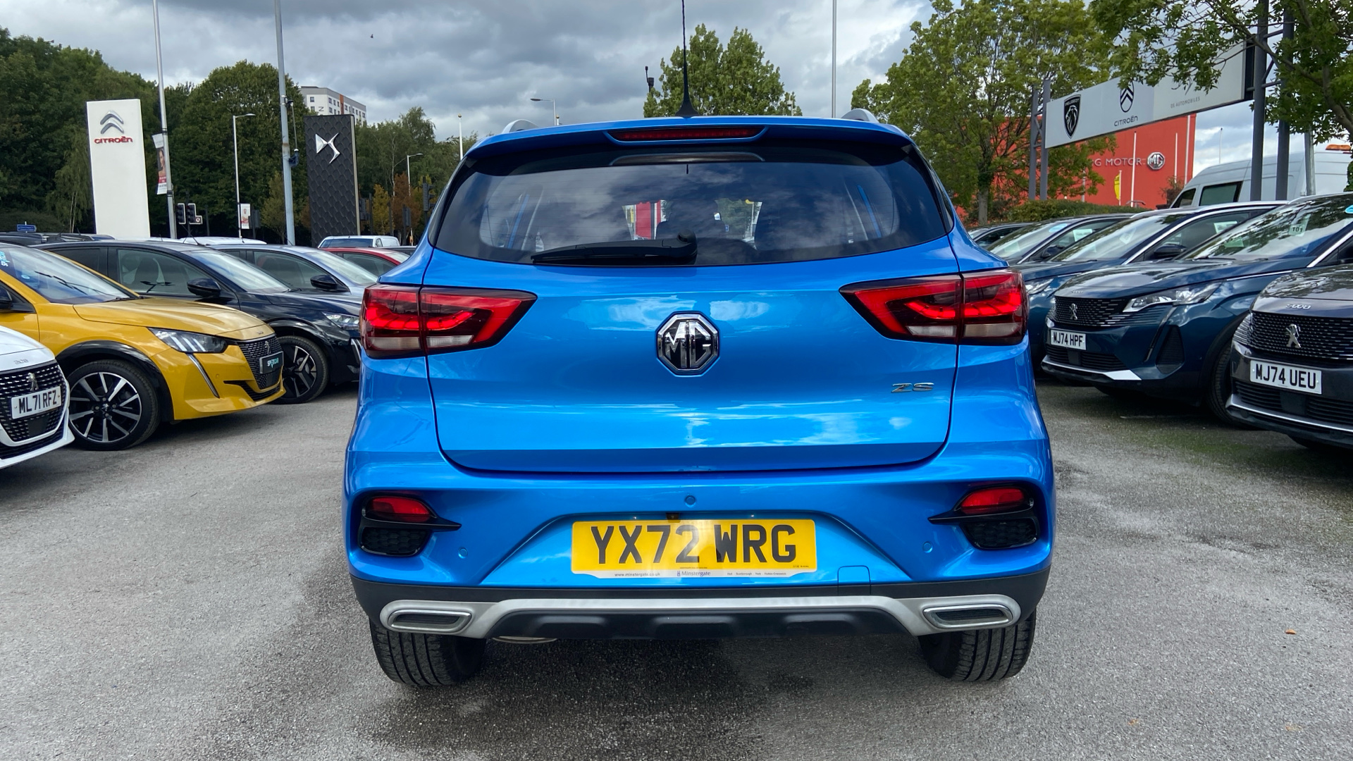 car image