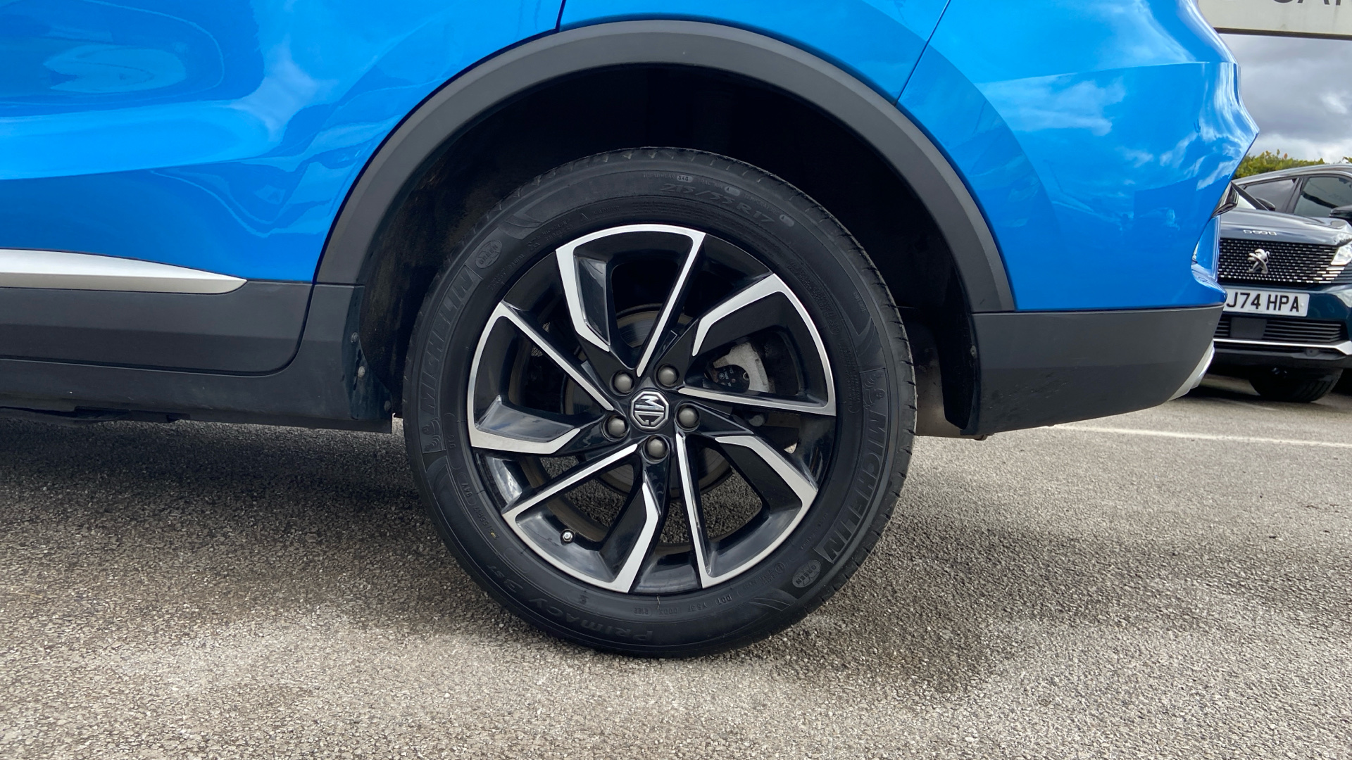 car image