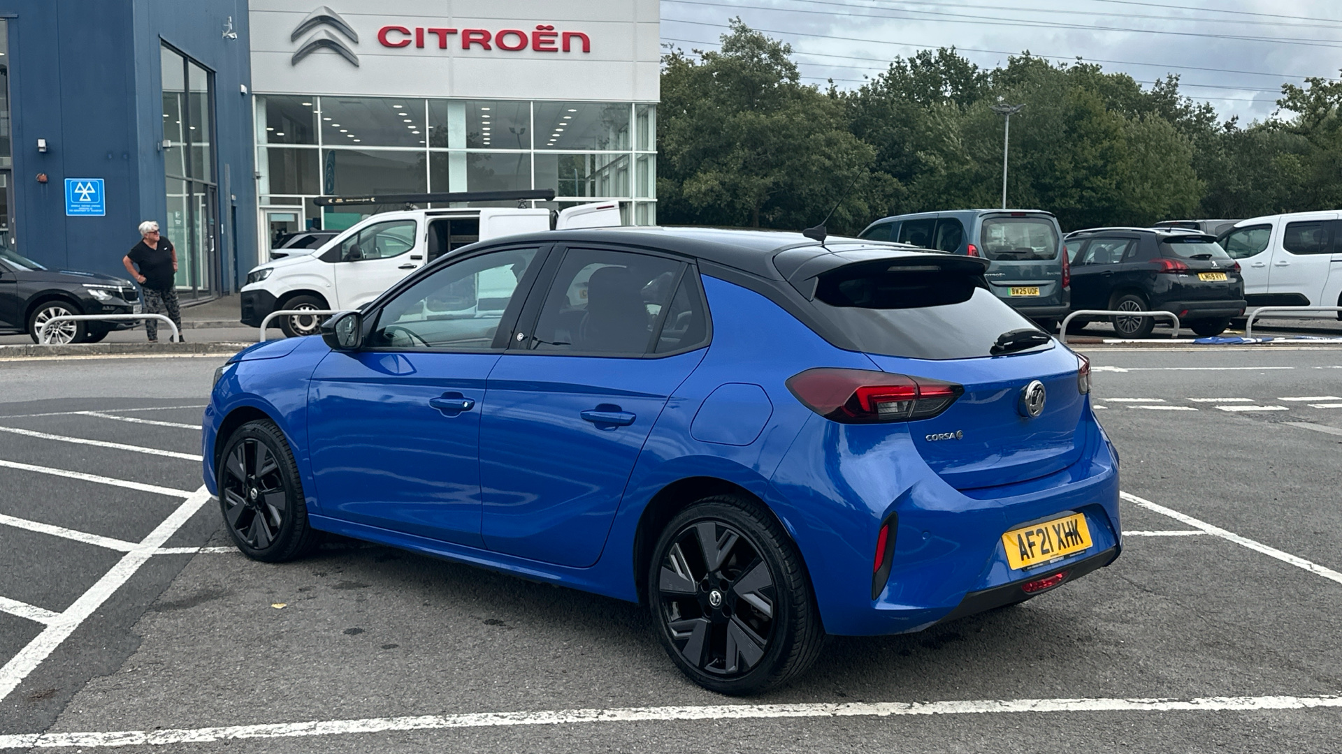 car image