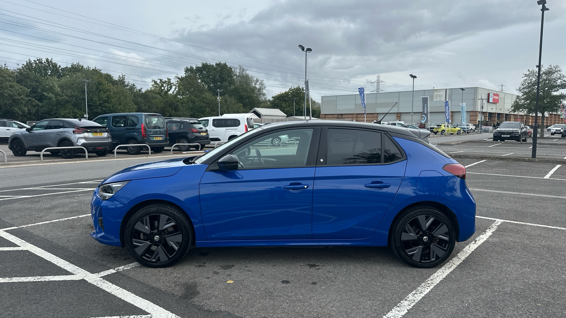 car image