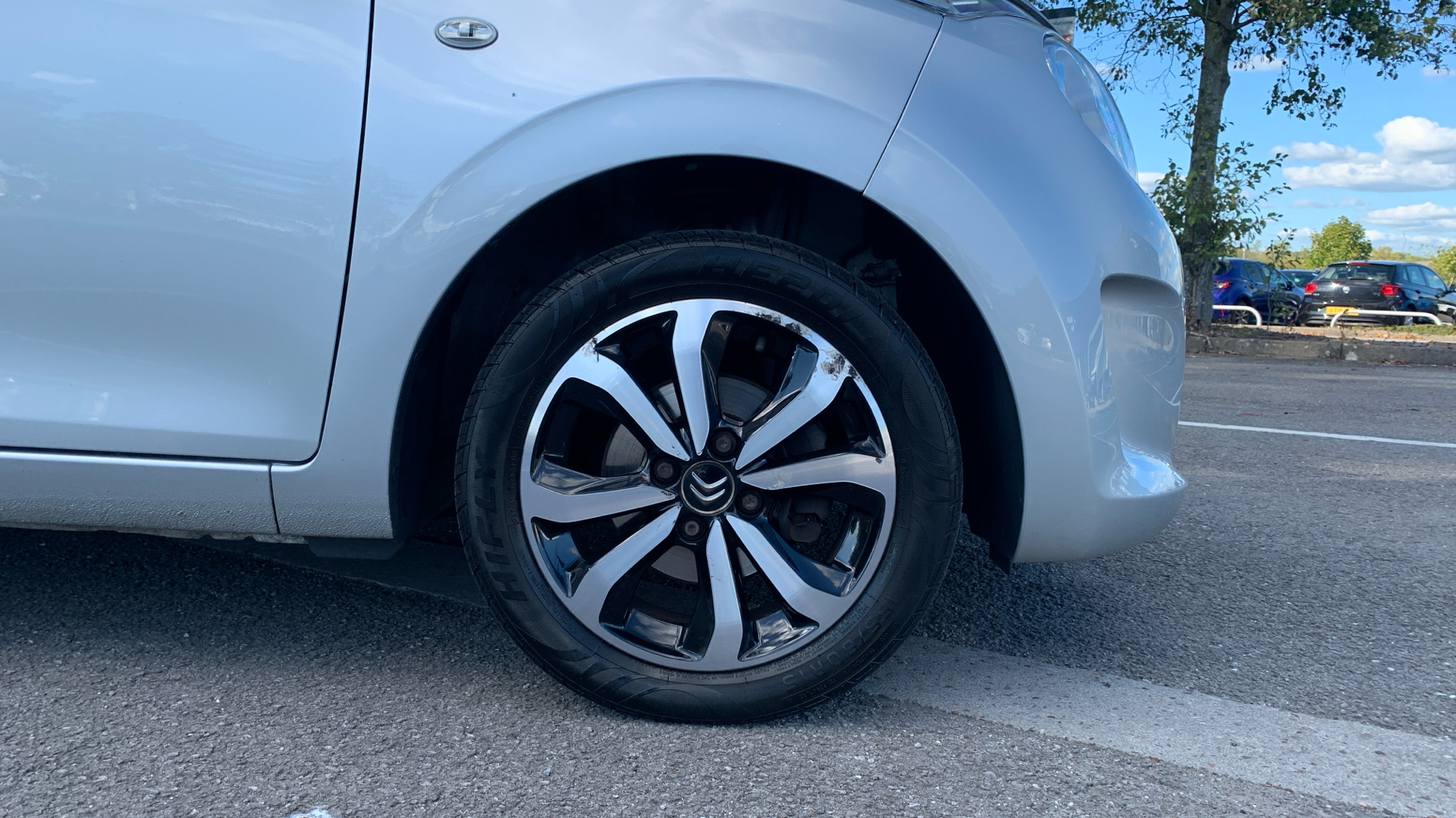 car image