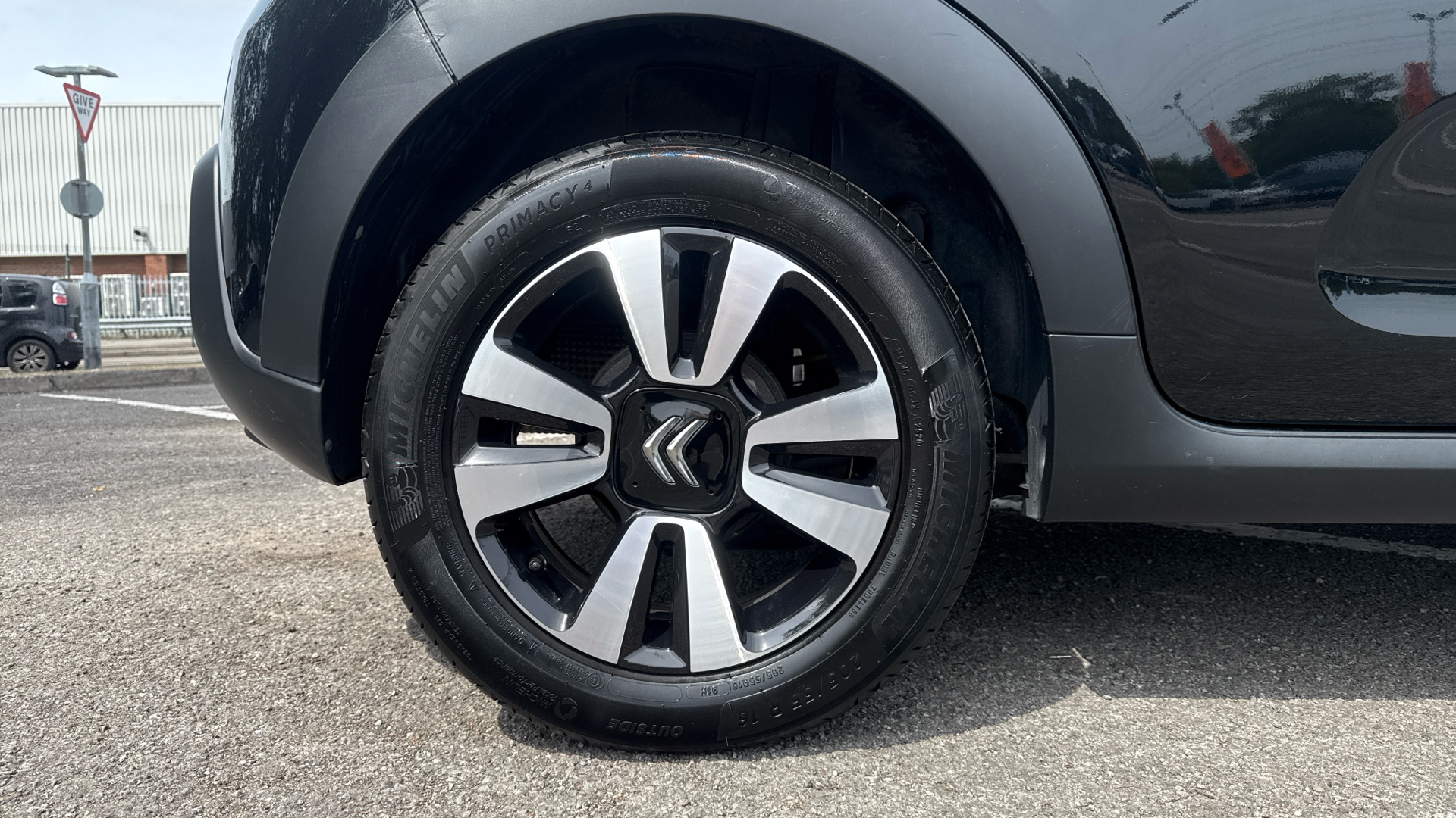 car image