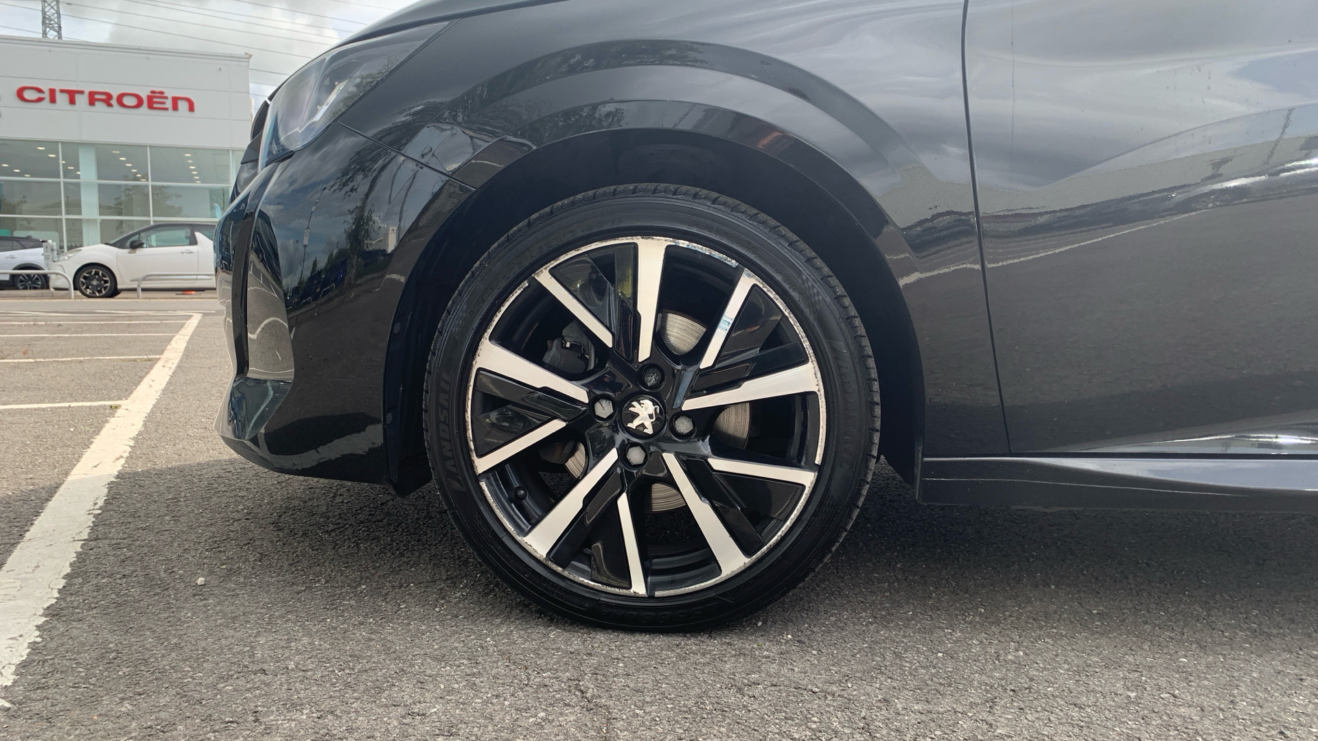 car image