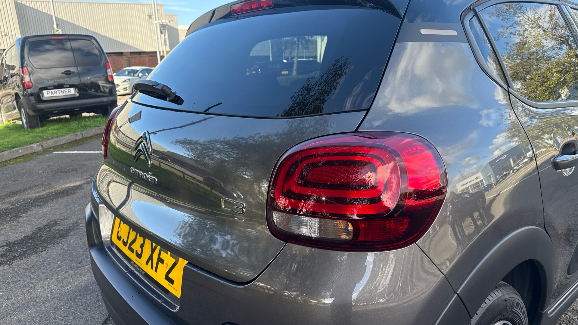 car image