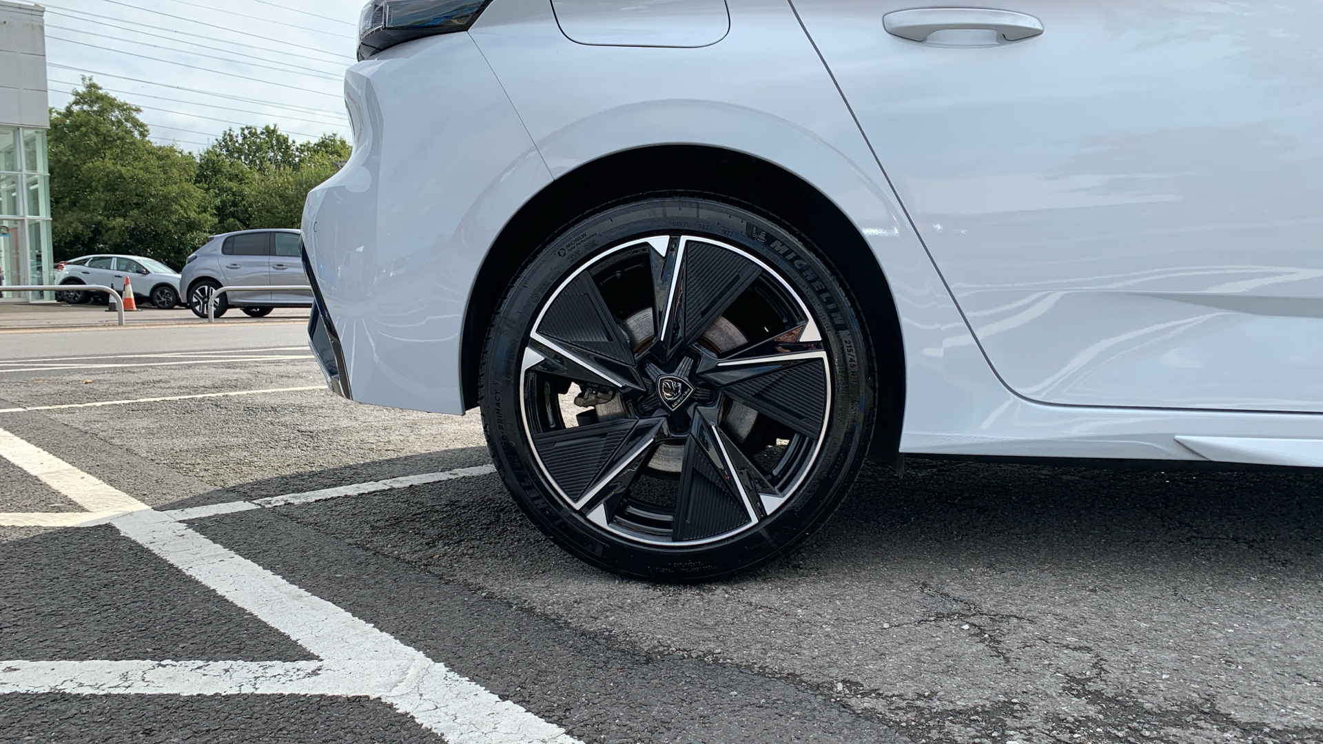car image