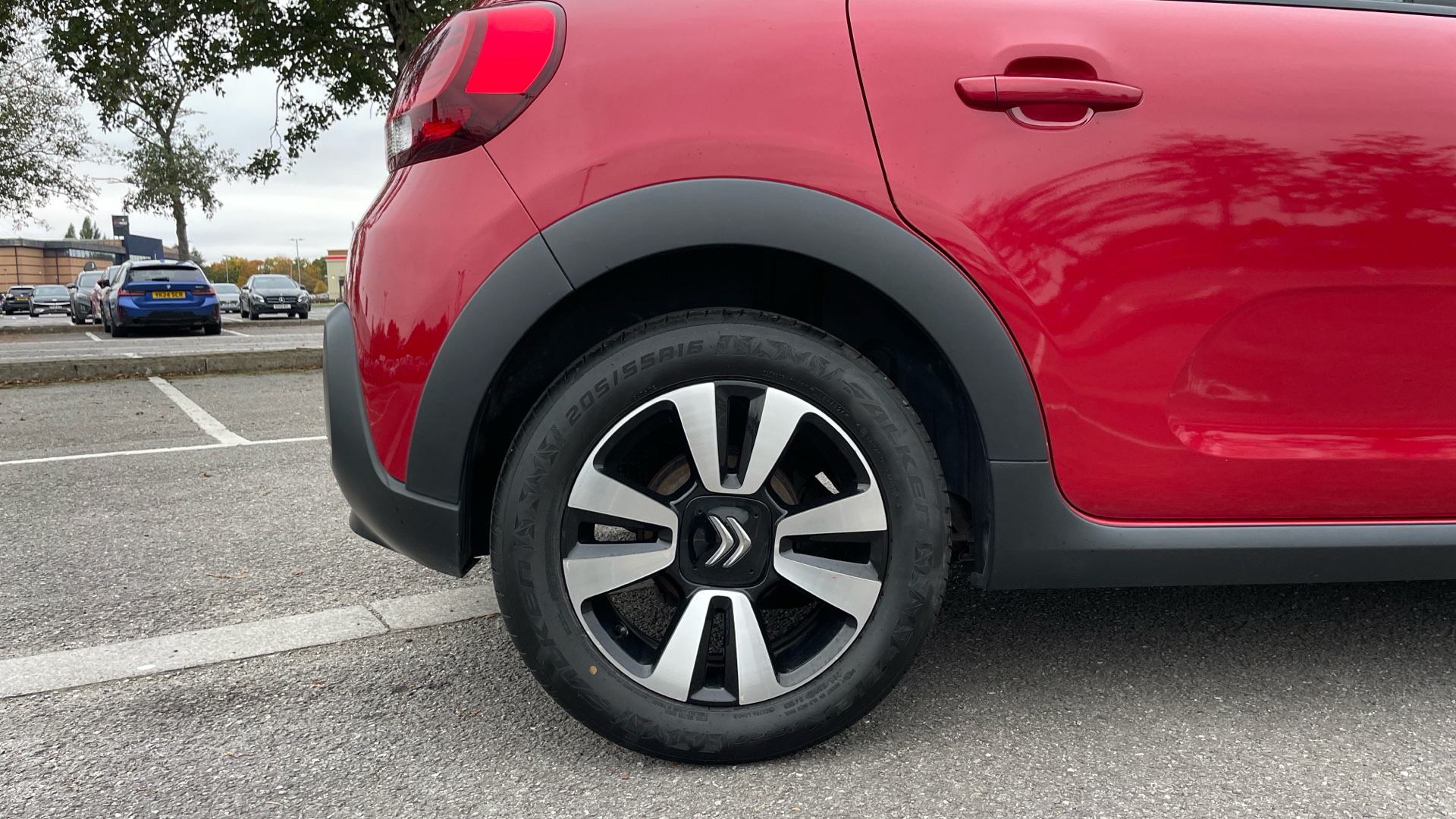 car image