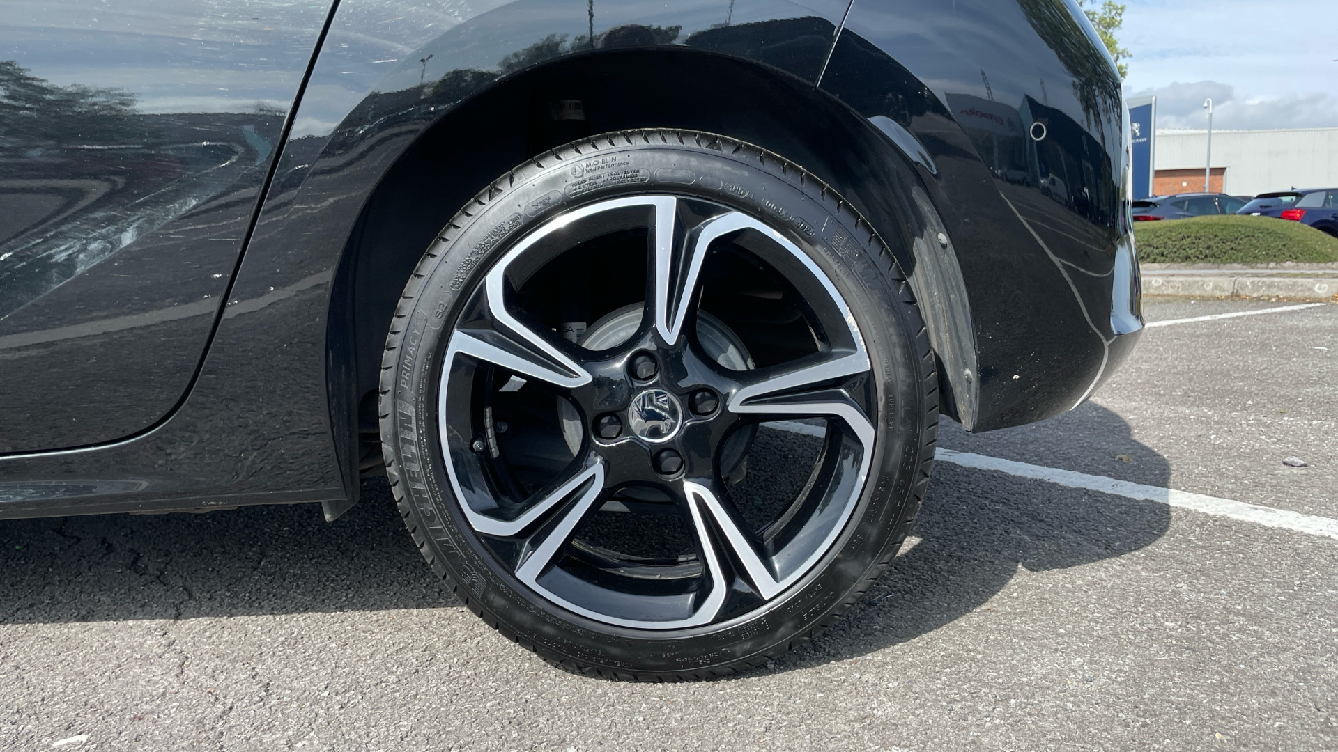car image