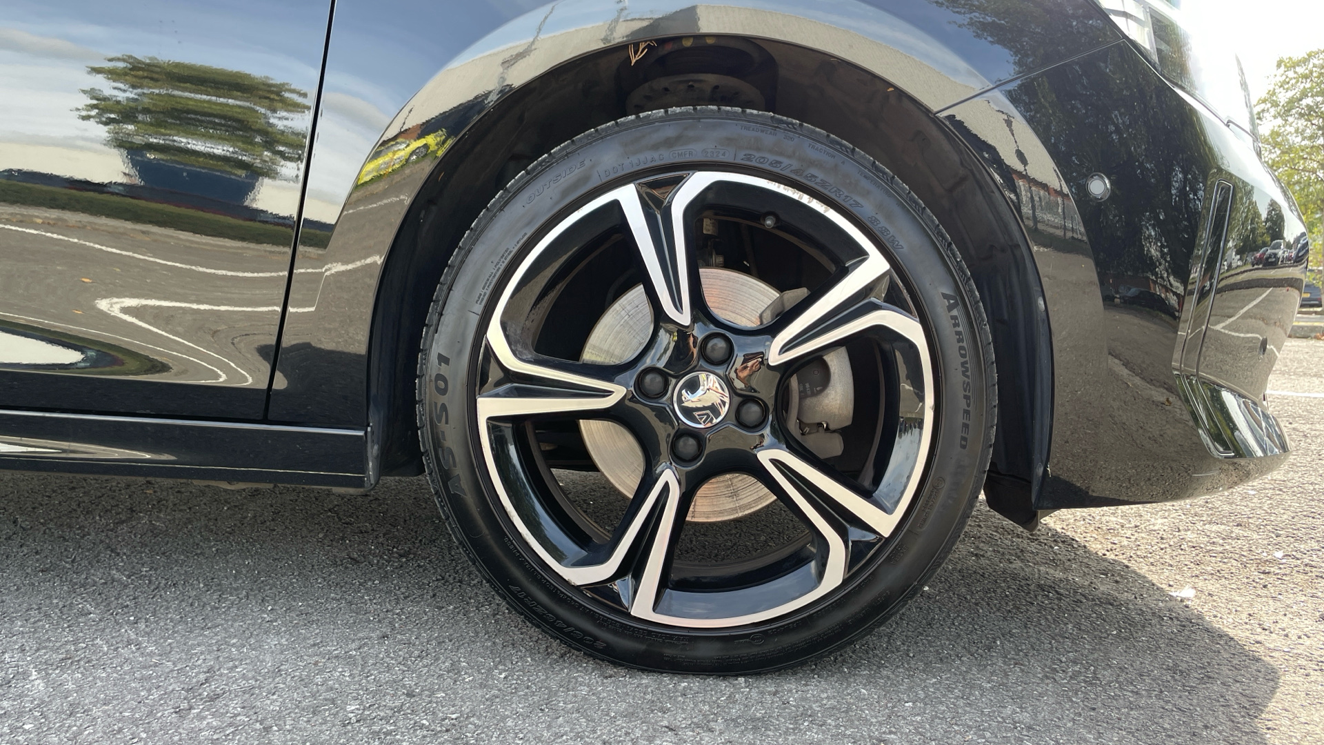 car image