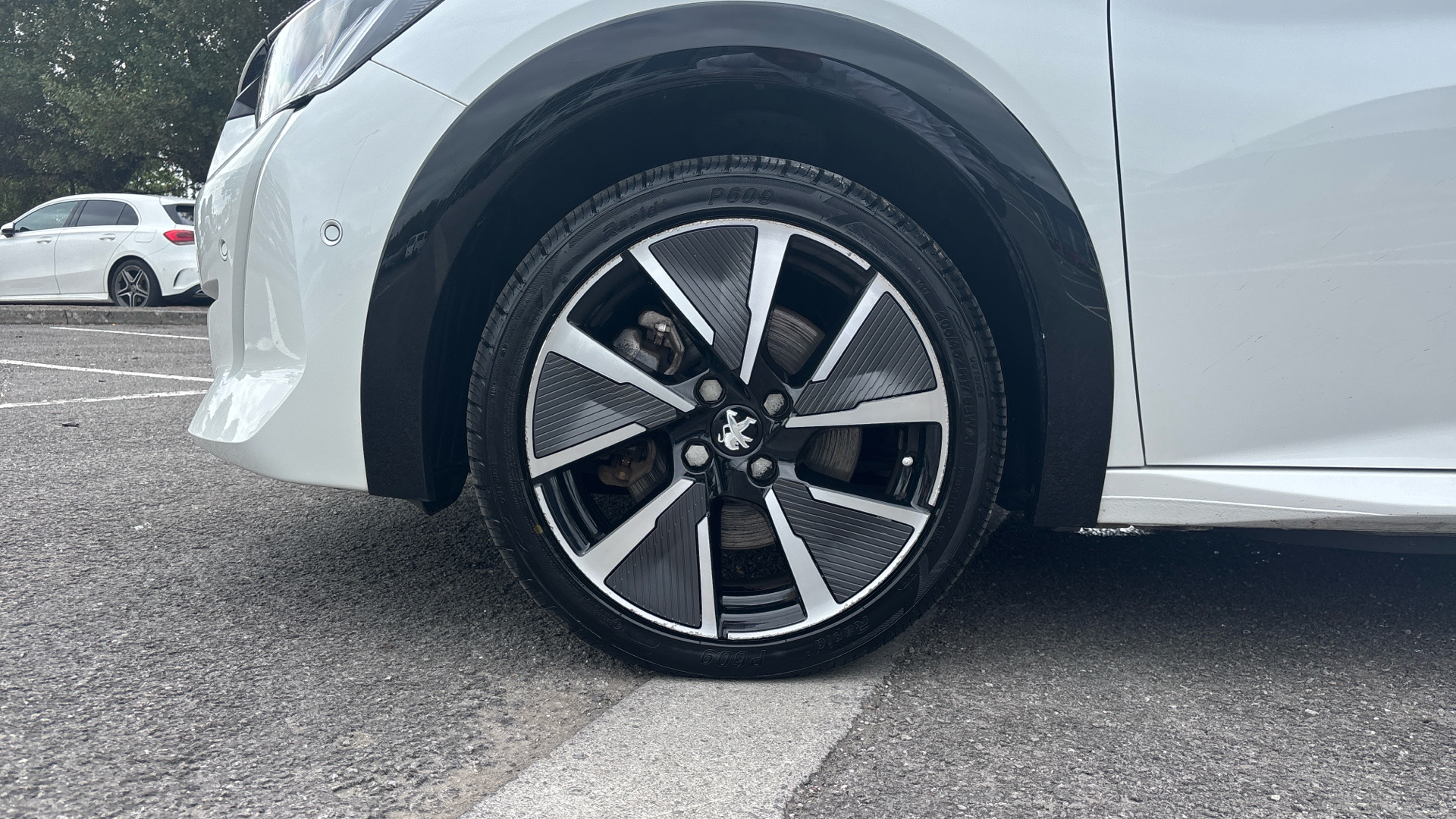 car image