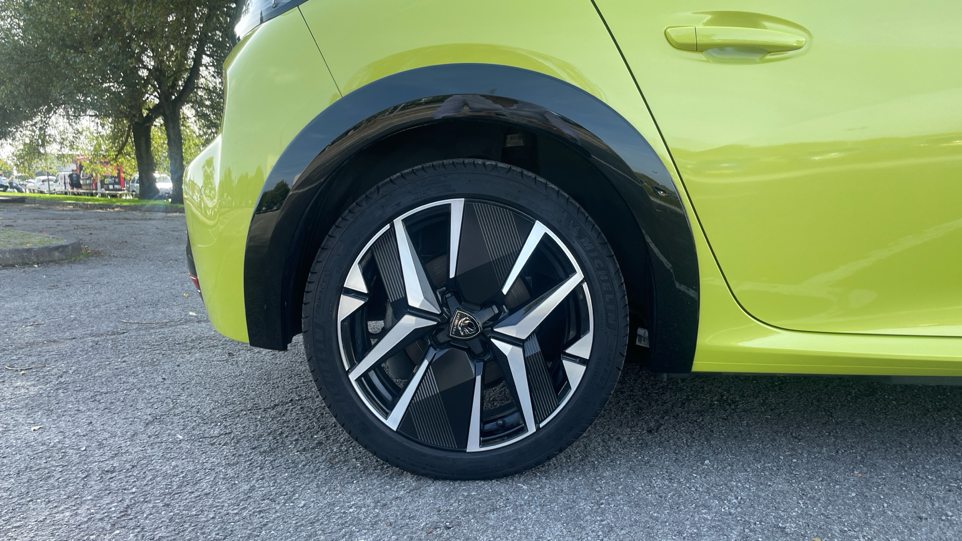 car image