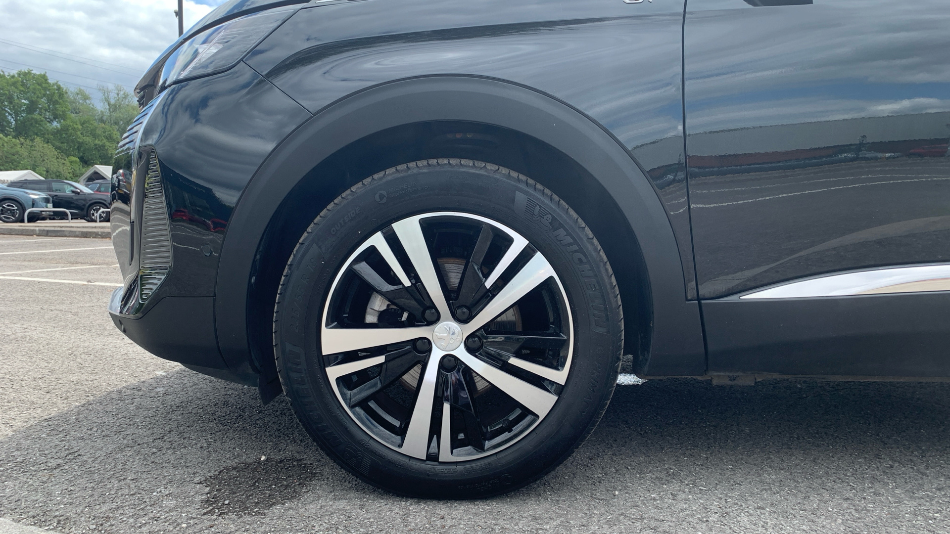 car image