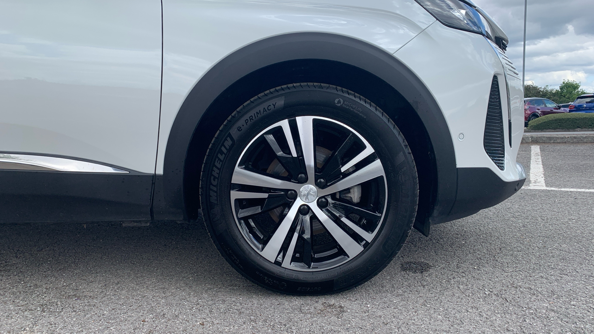 car image