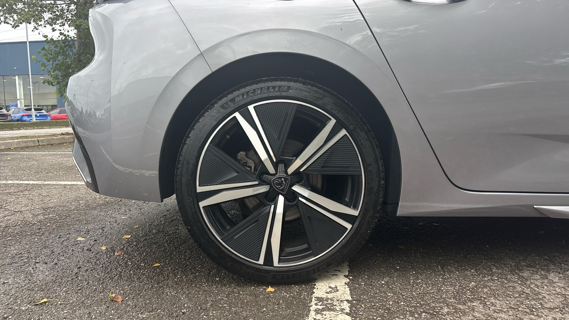 car image