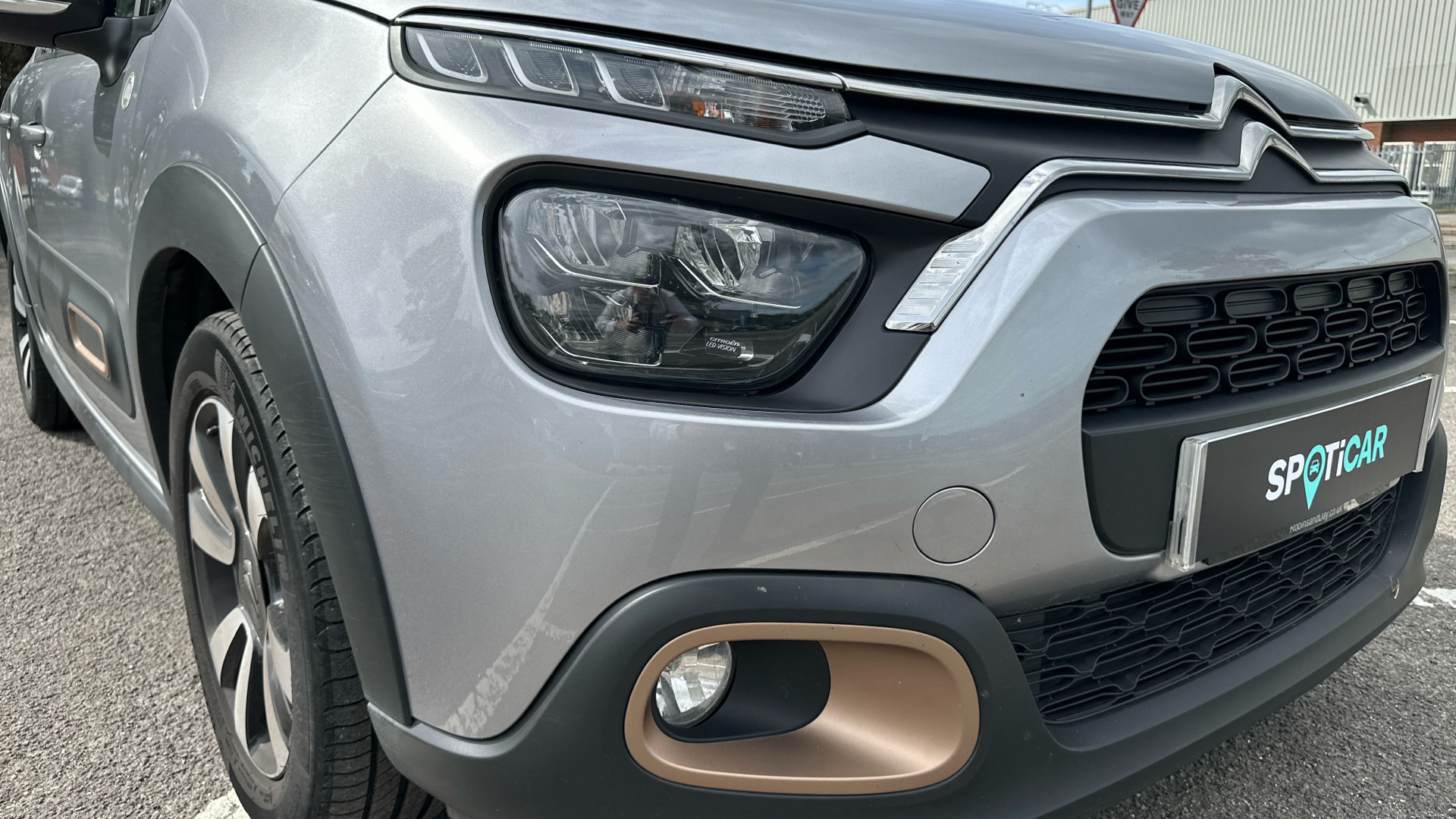 car image