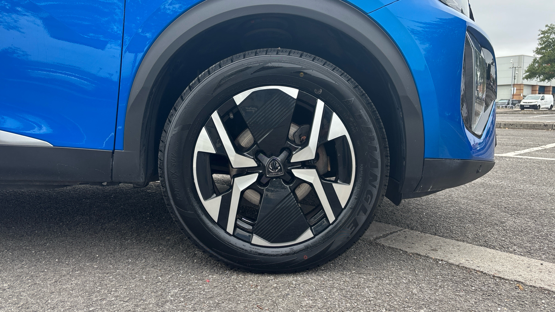 car image