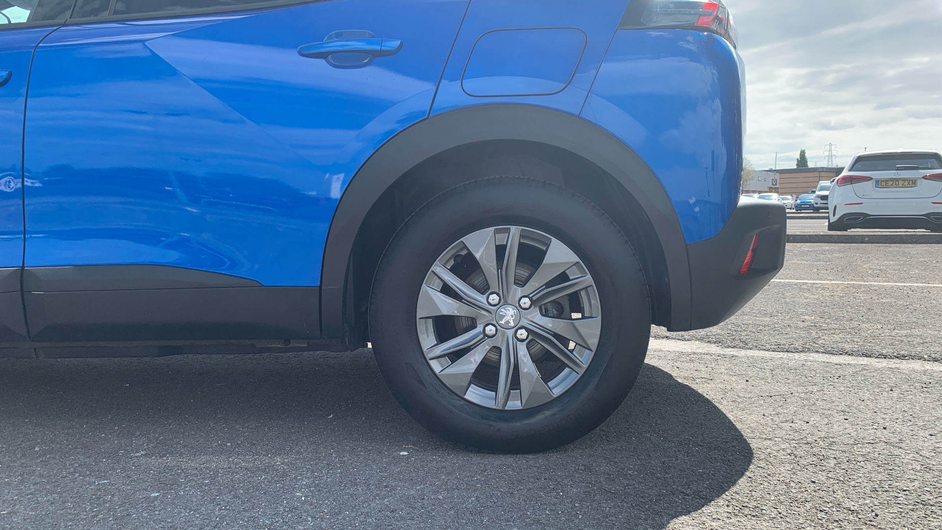 car image