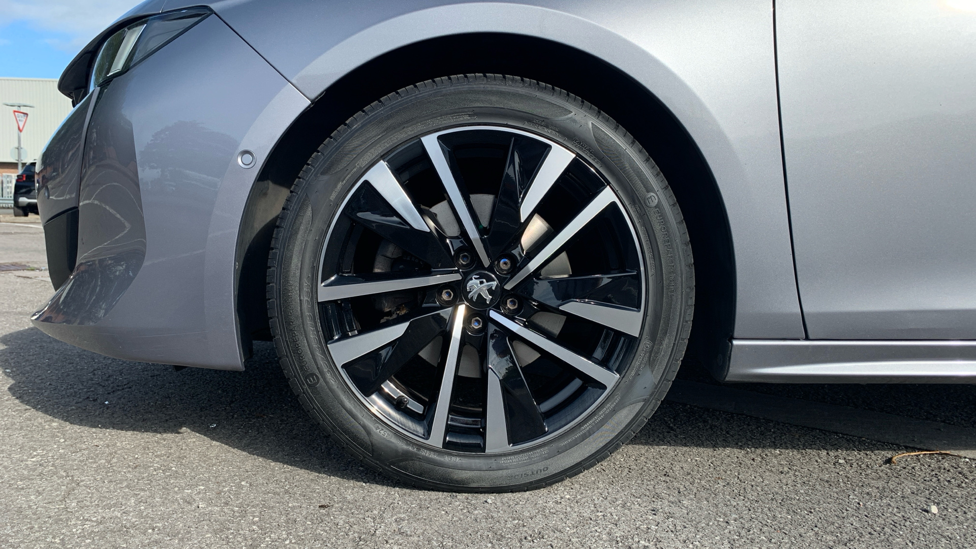 car image