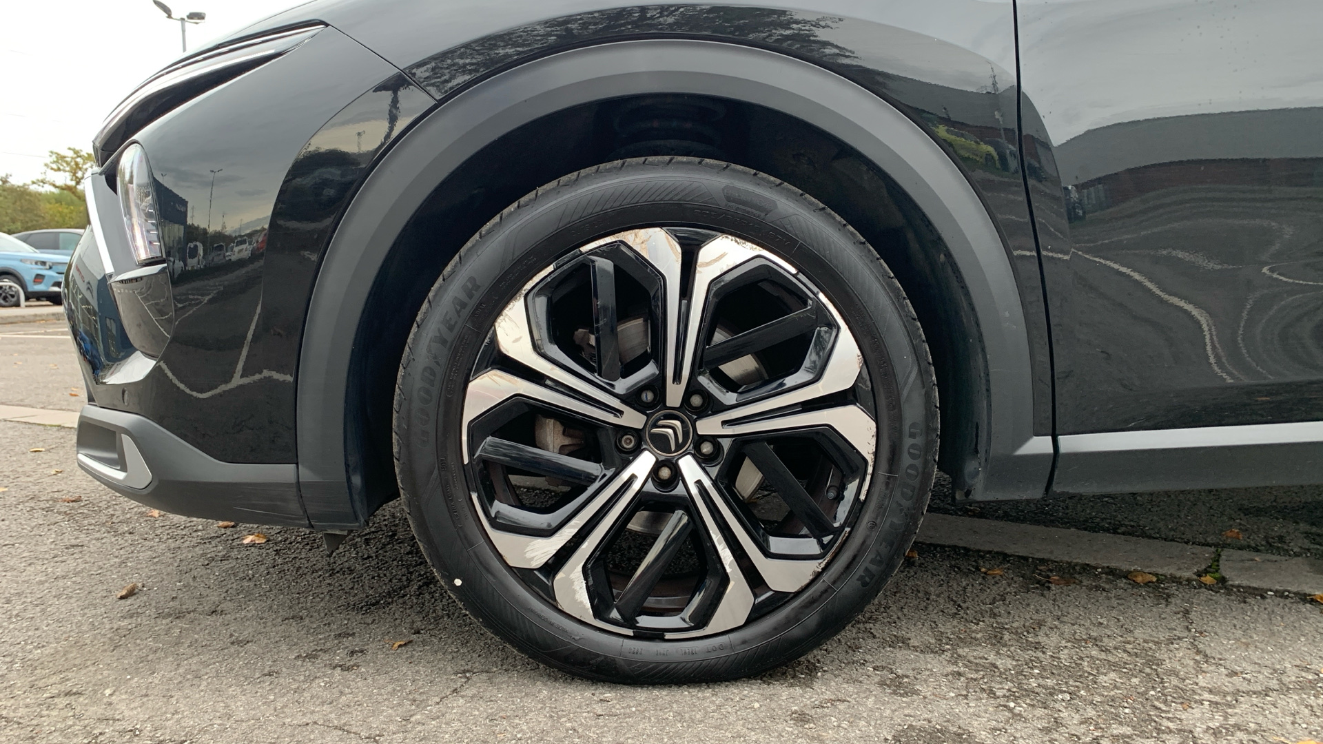car image