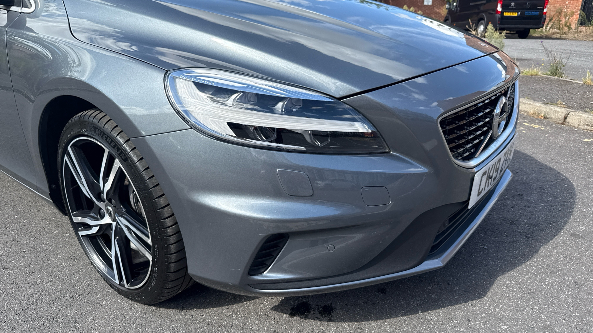car image