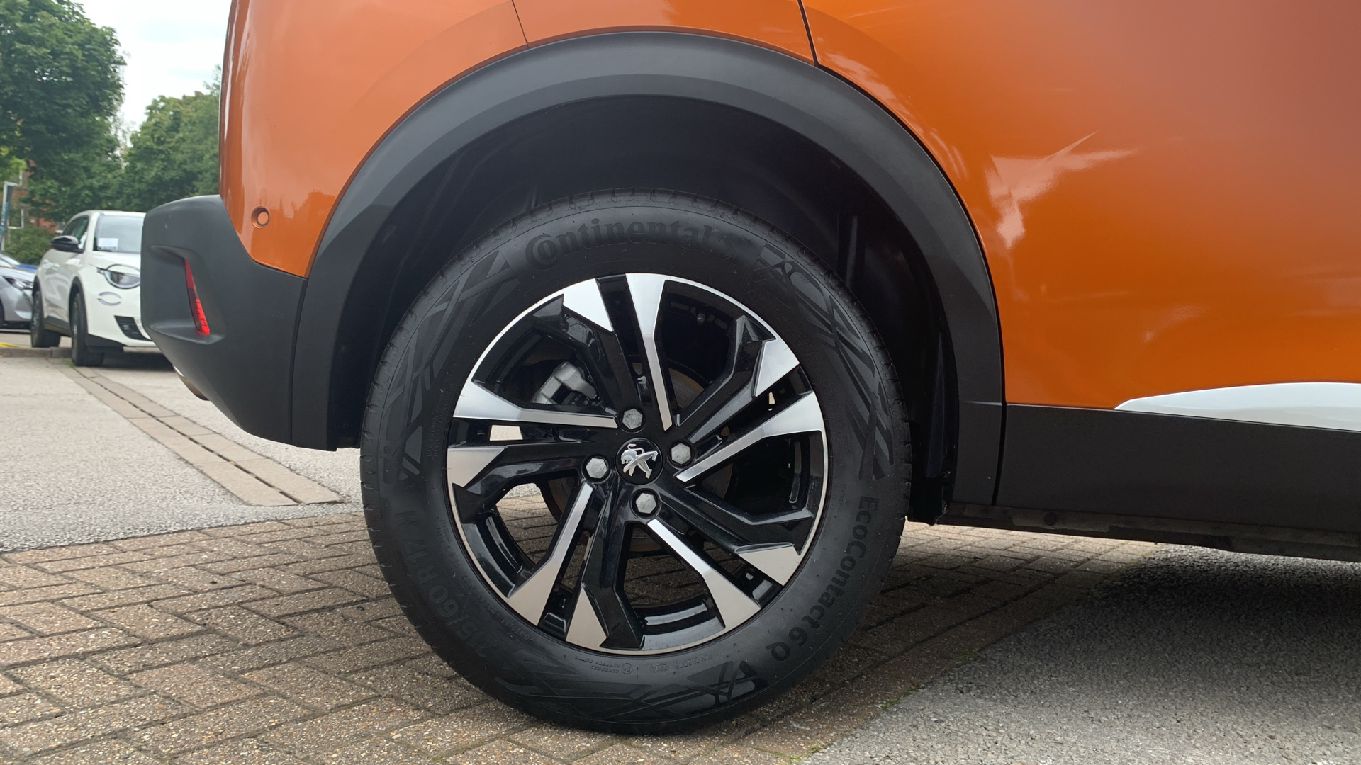 car image