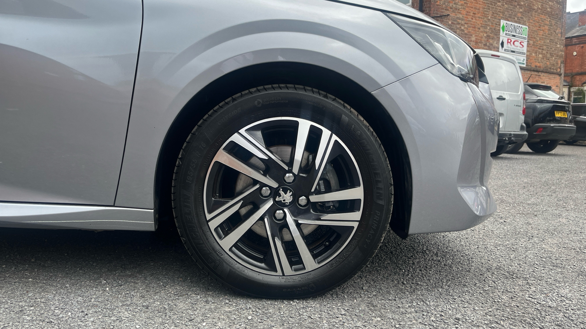 car image