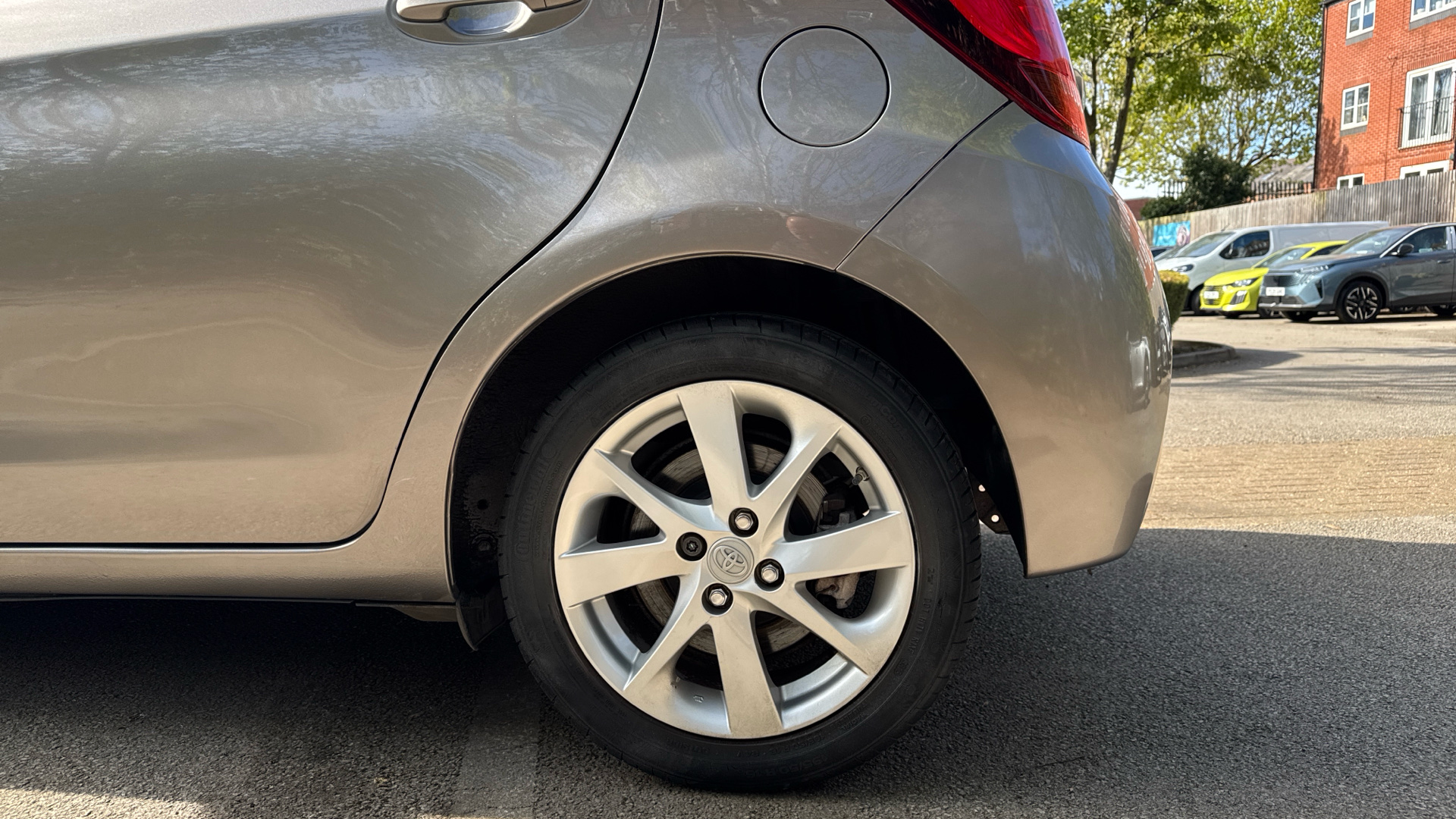 car image