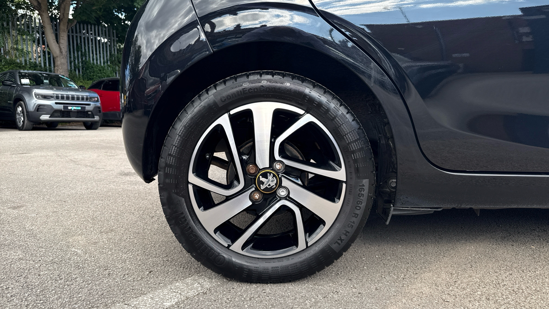 car image