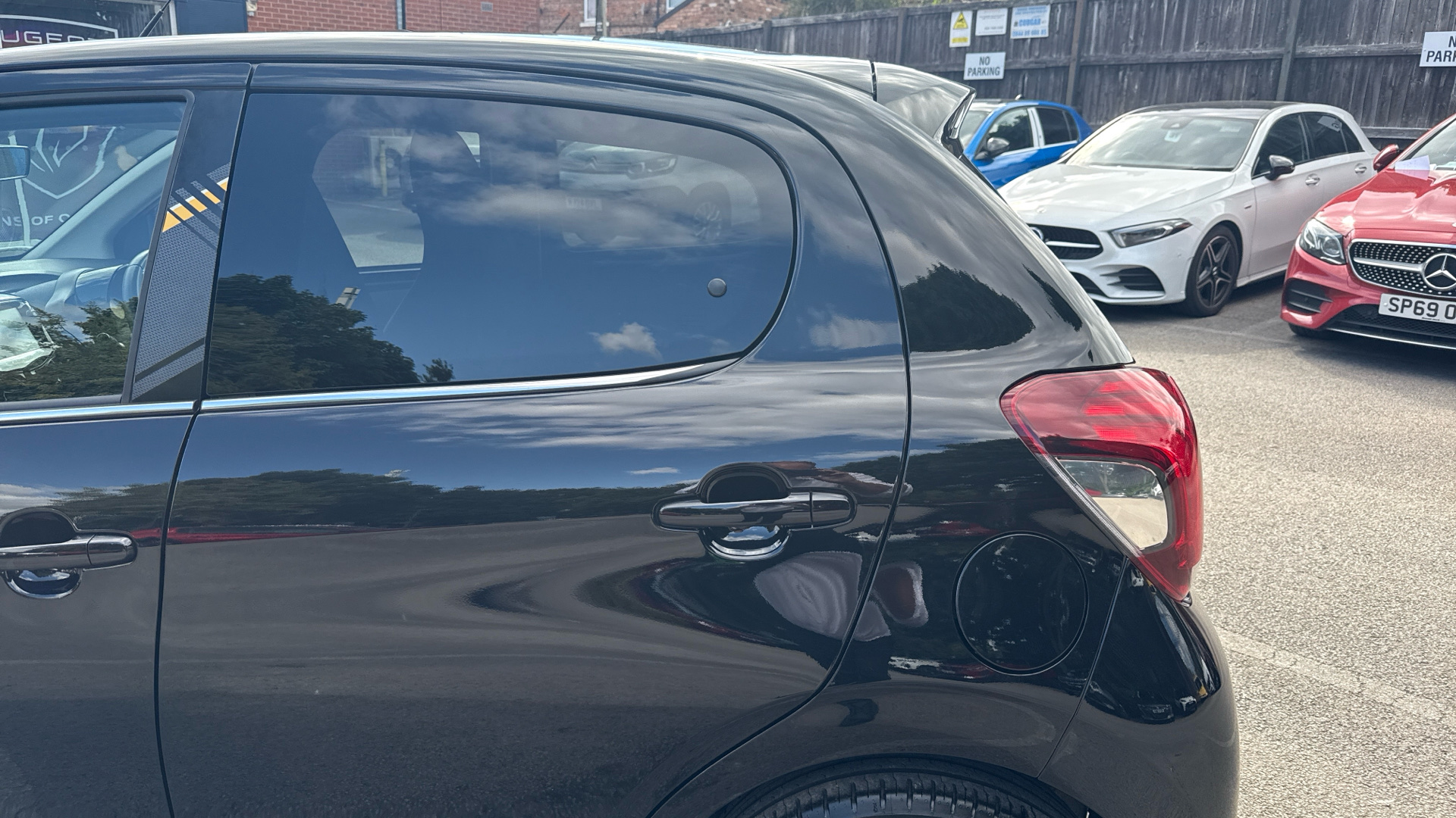 car image