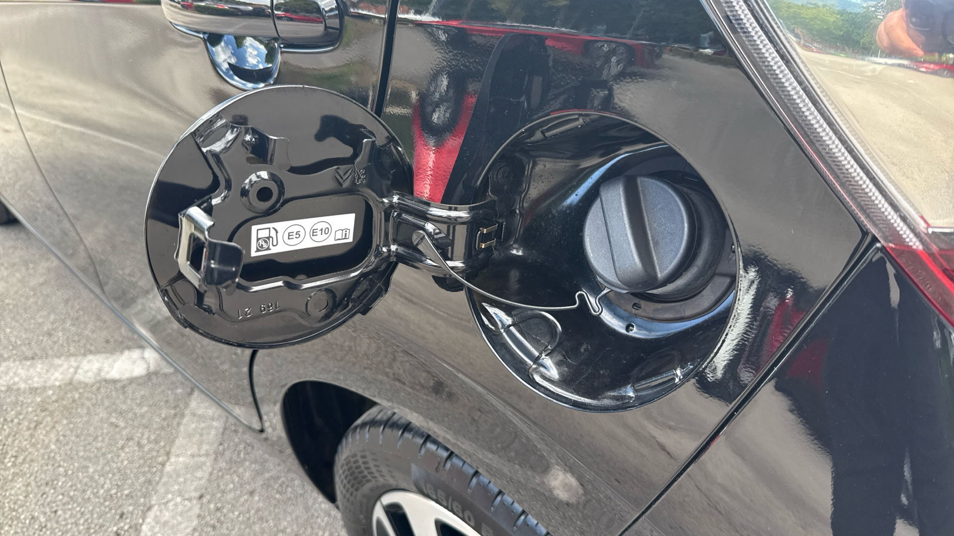 car image