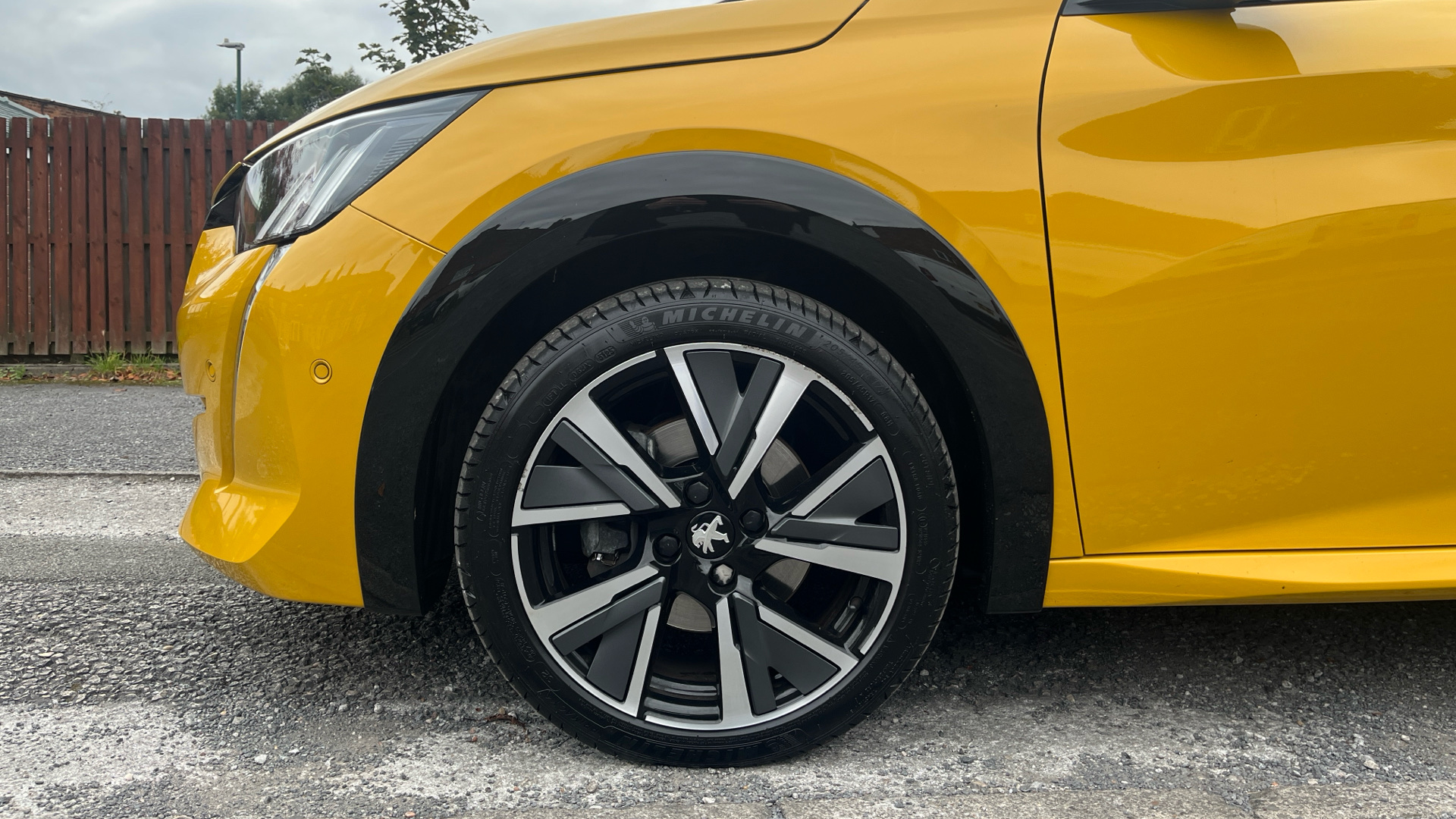 car image