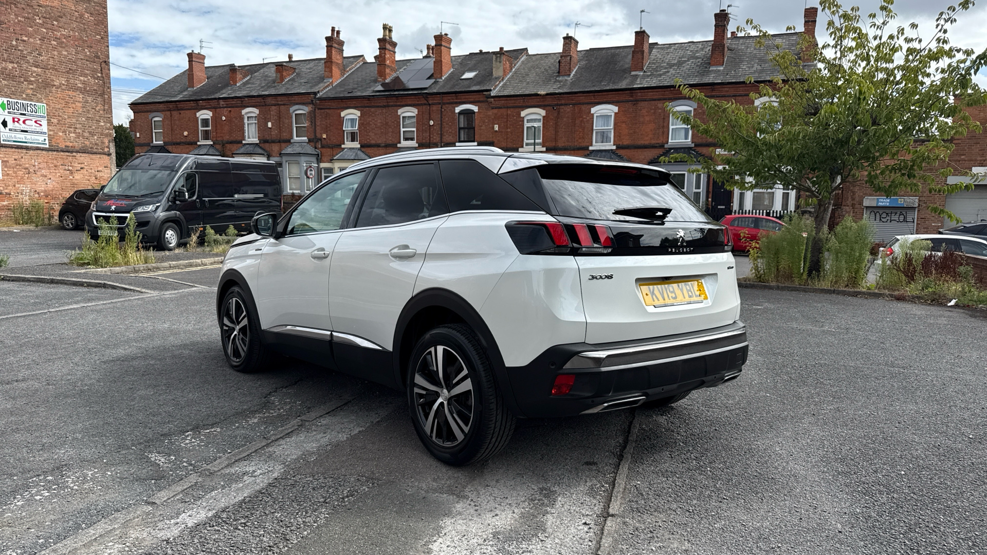 car image