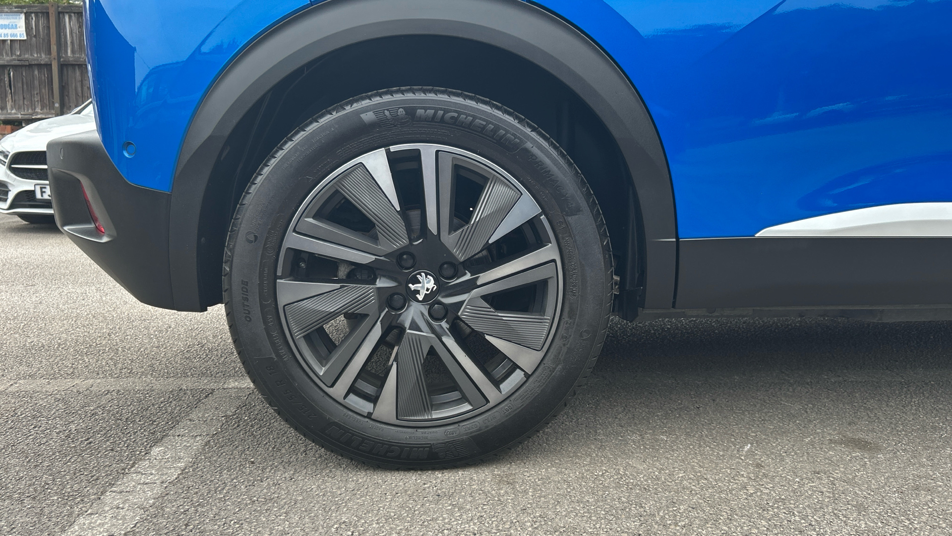 car image