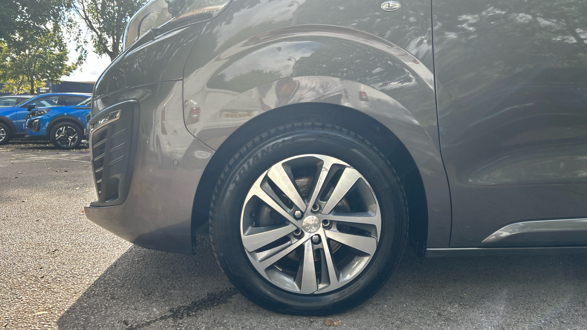car image