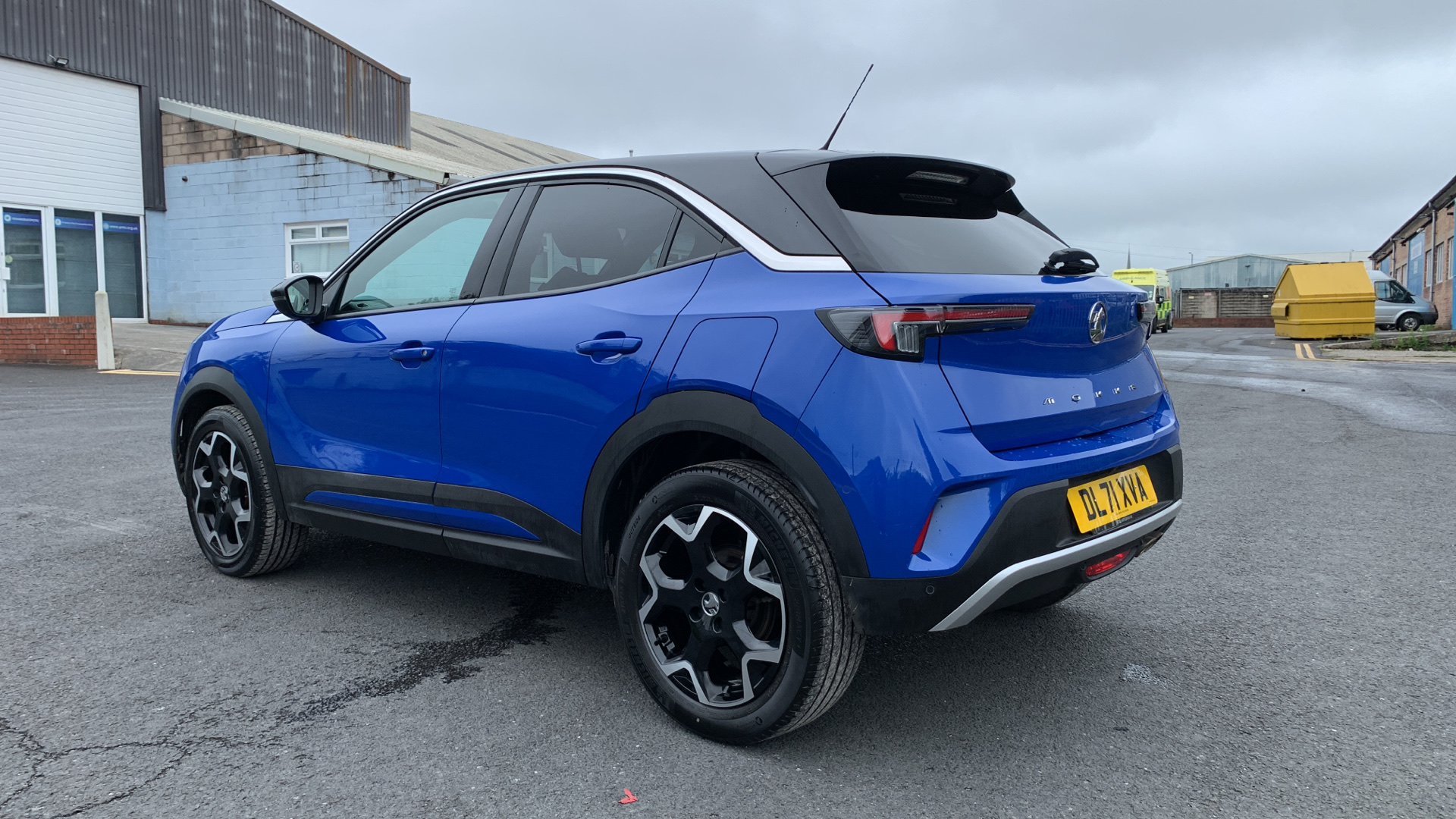 car image