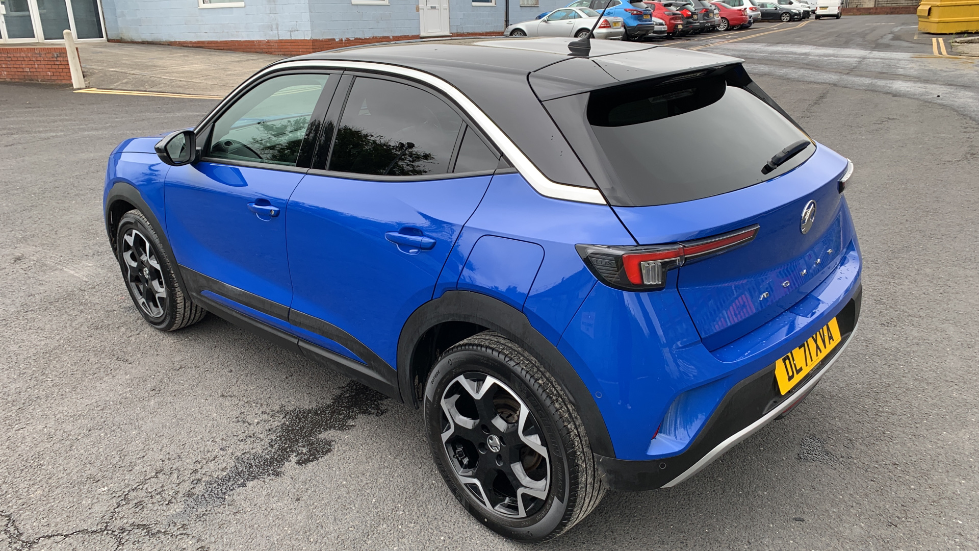 car image
