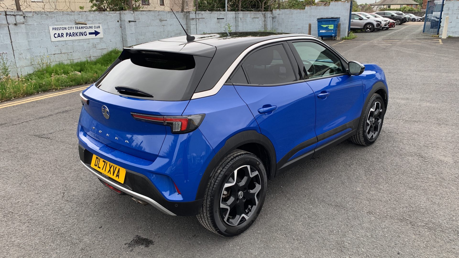 car image