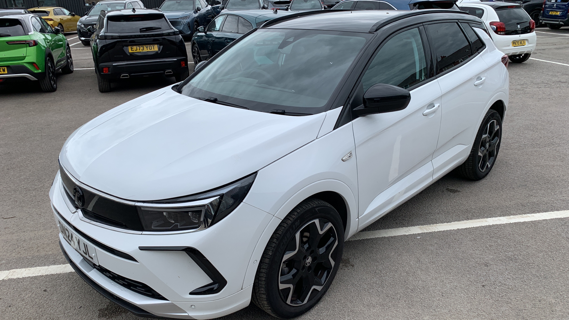 car image