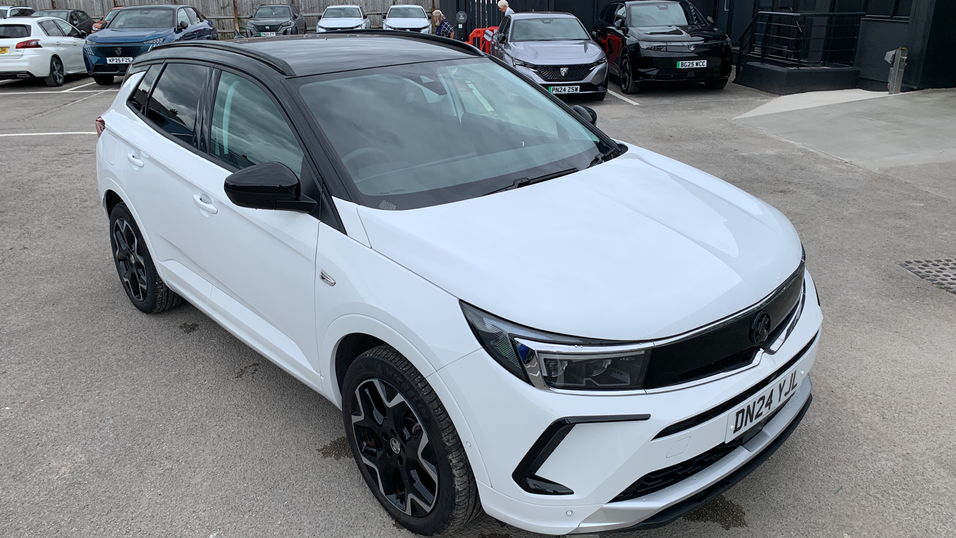 car image
