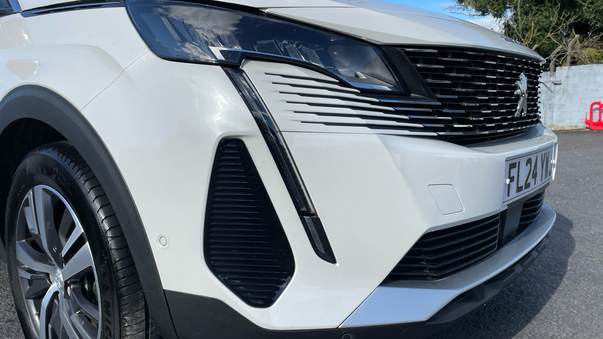 car image