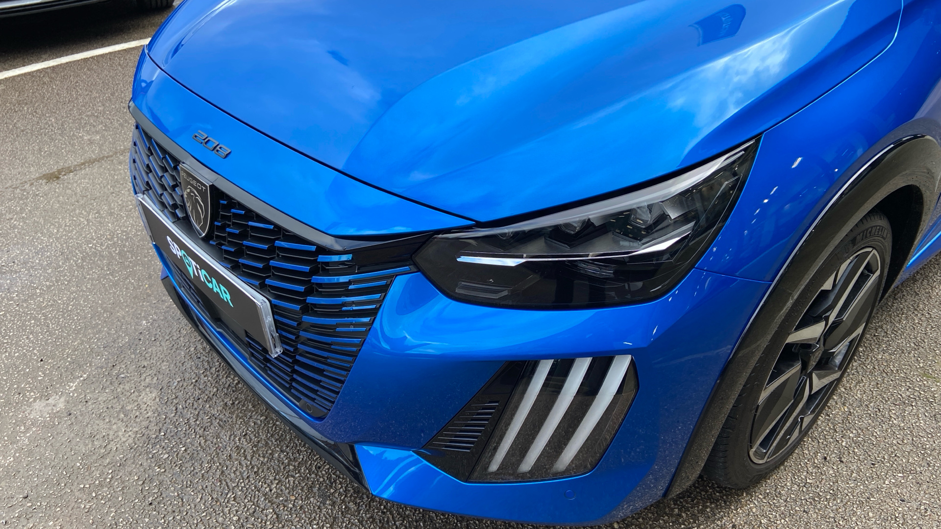 car image