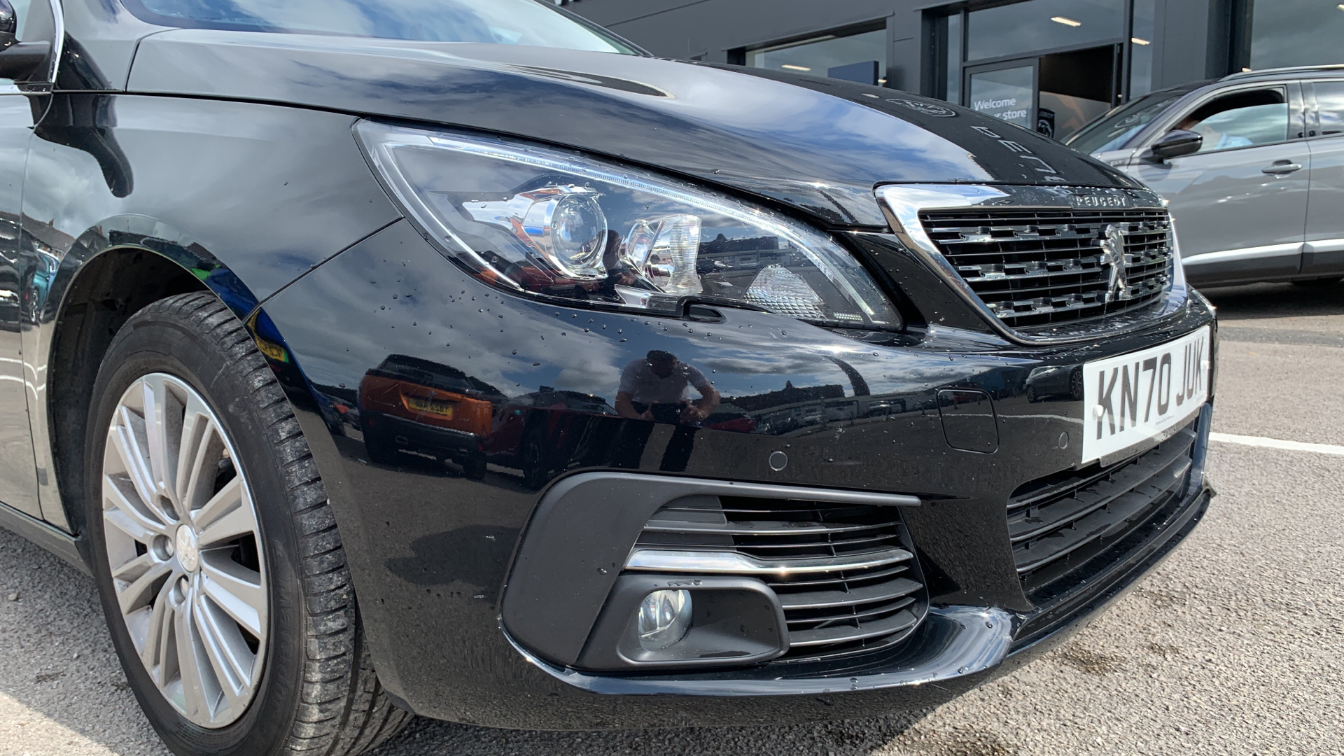 car image