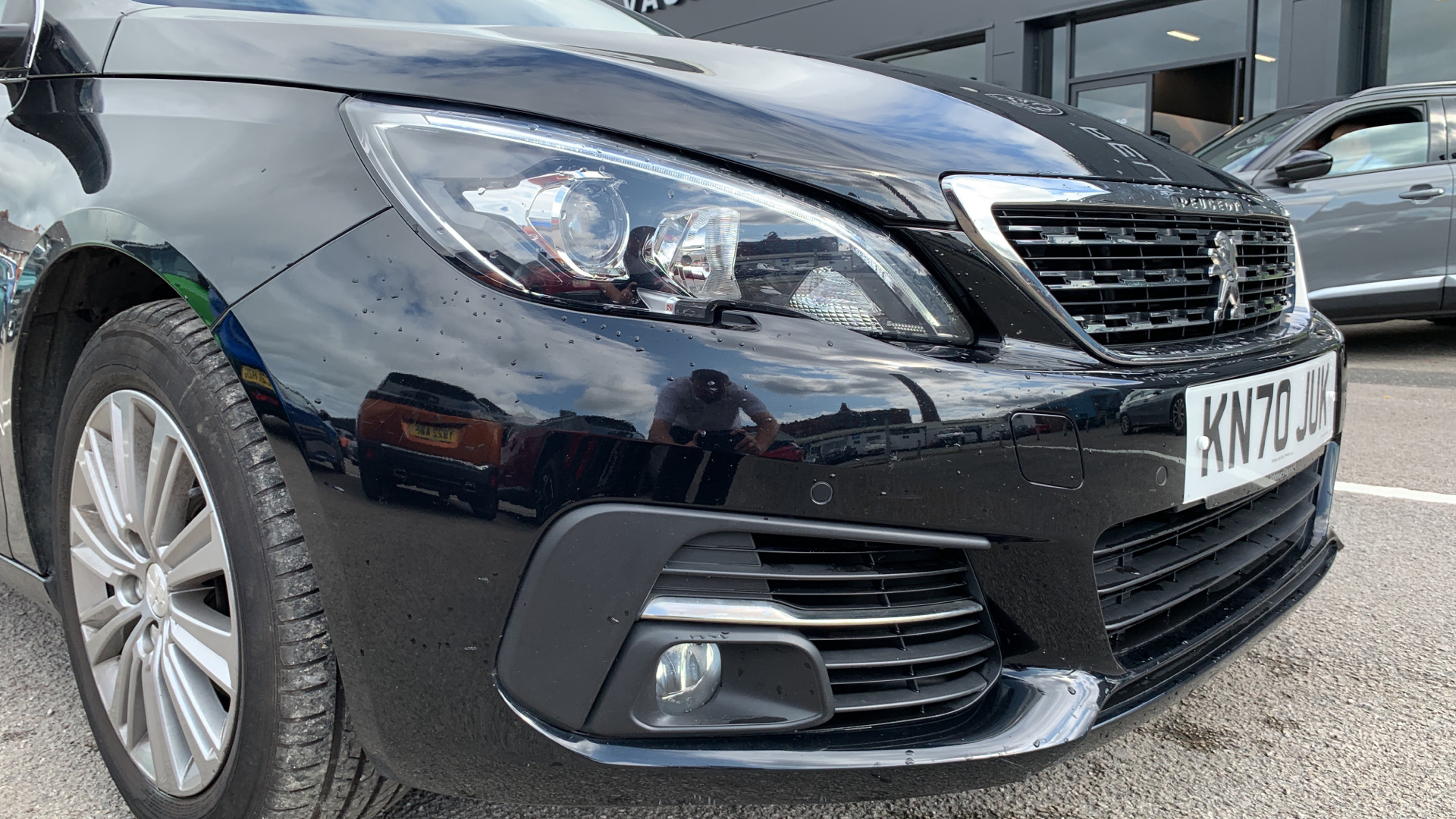 car image
