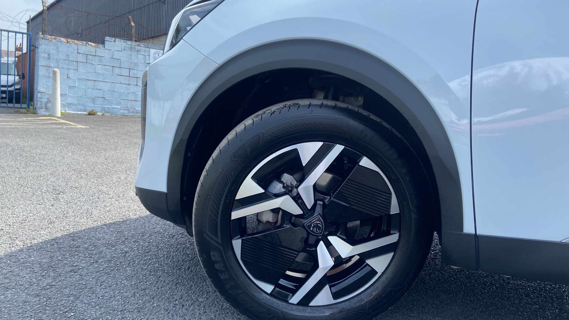 car image