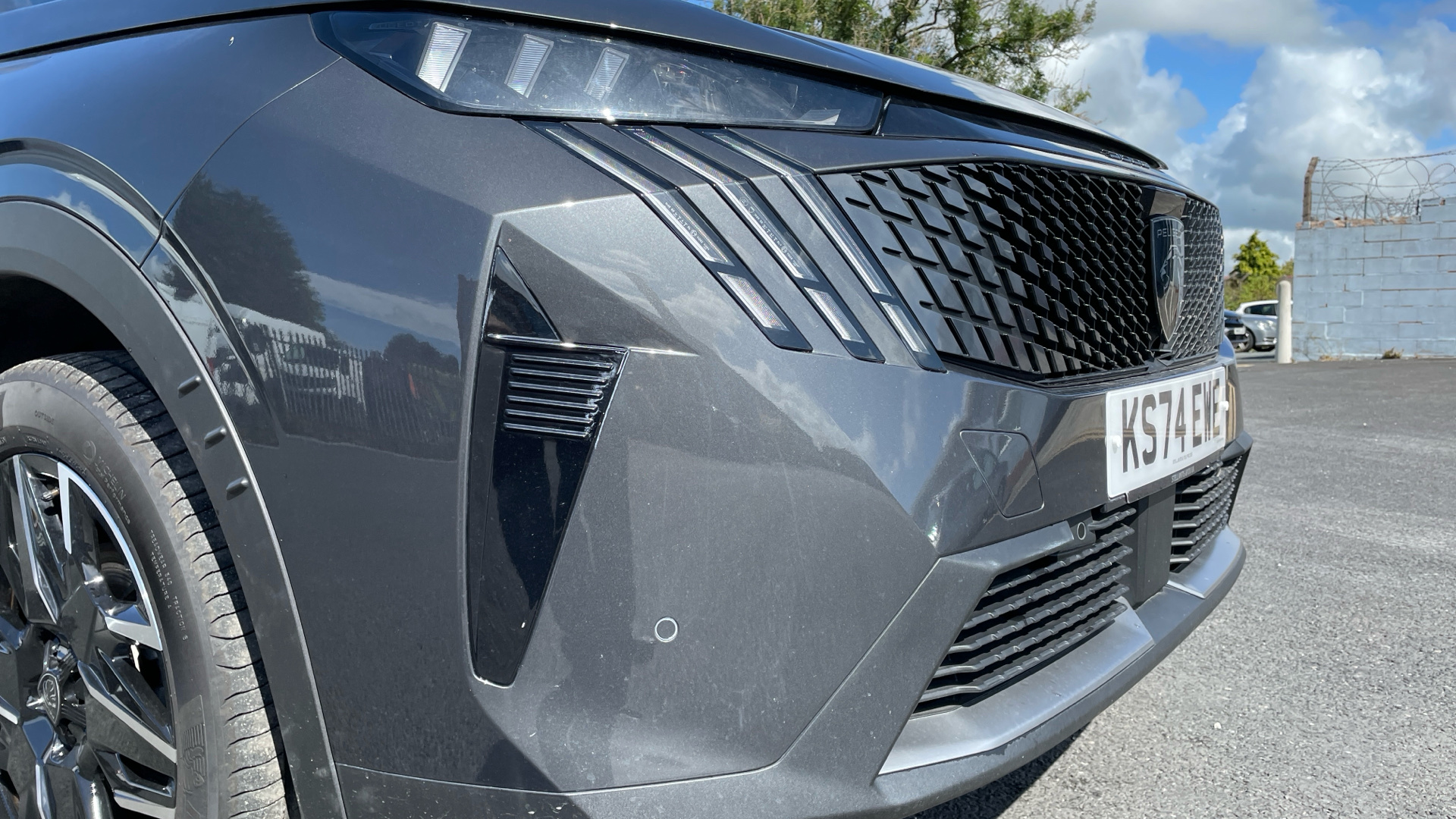 car image