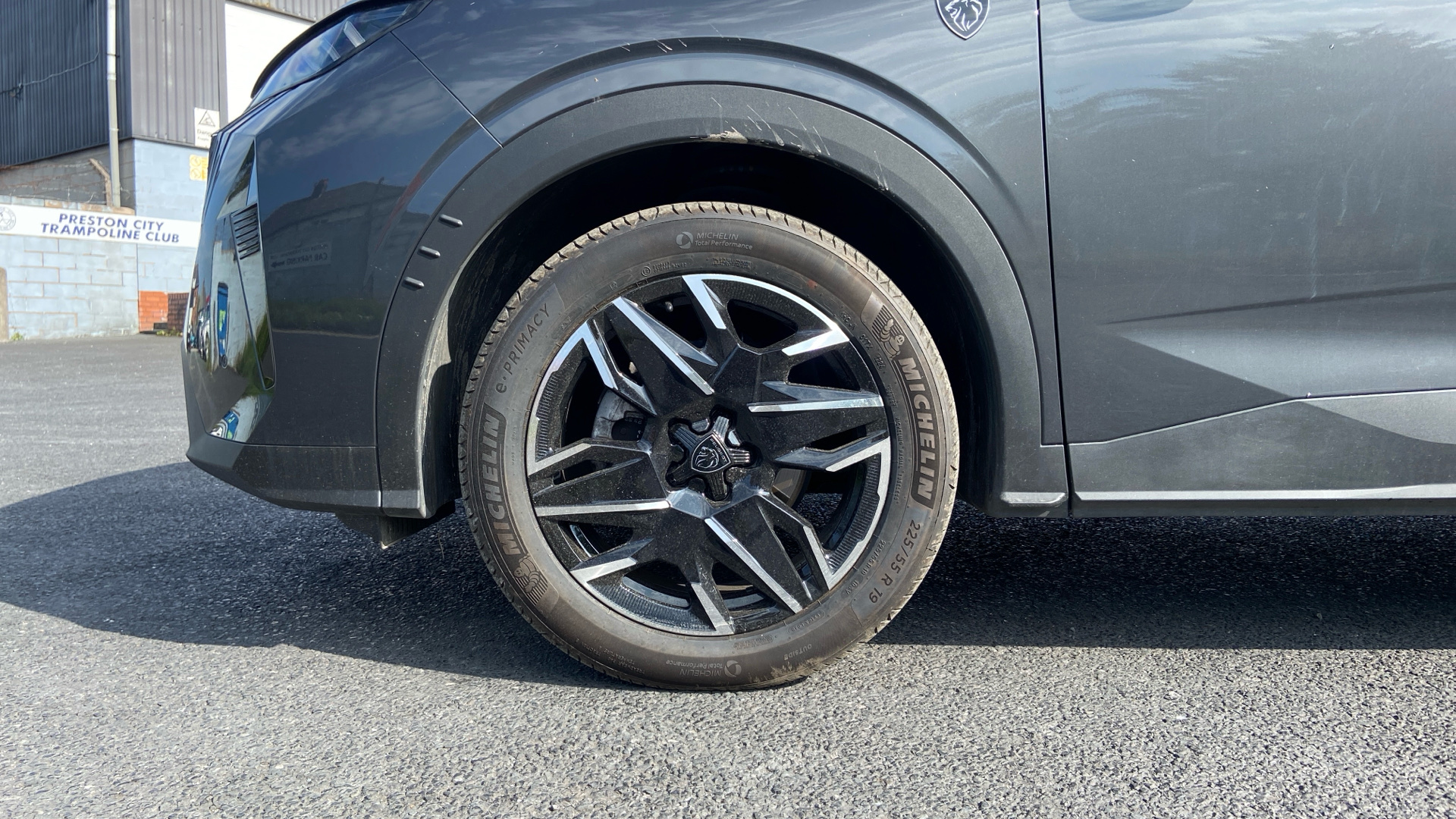 car image