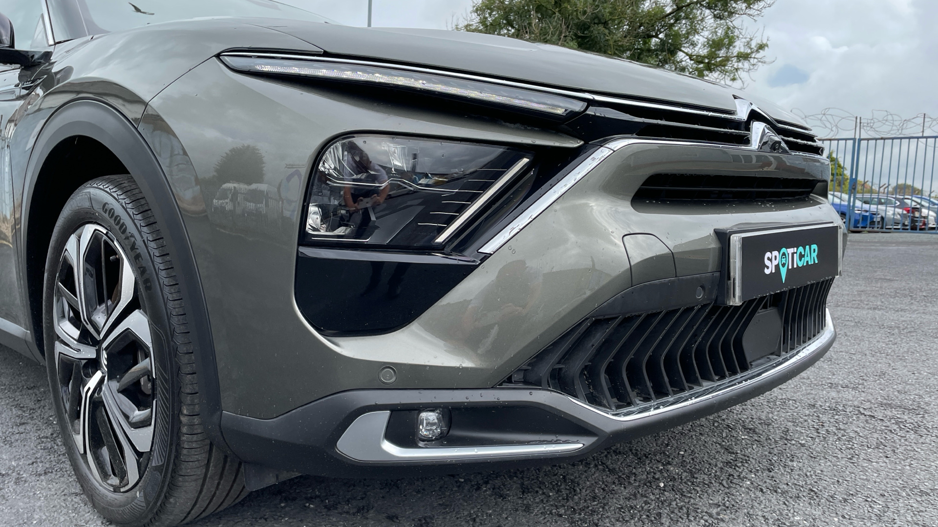 car image