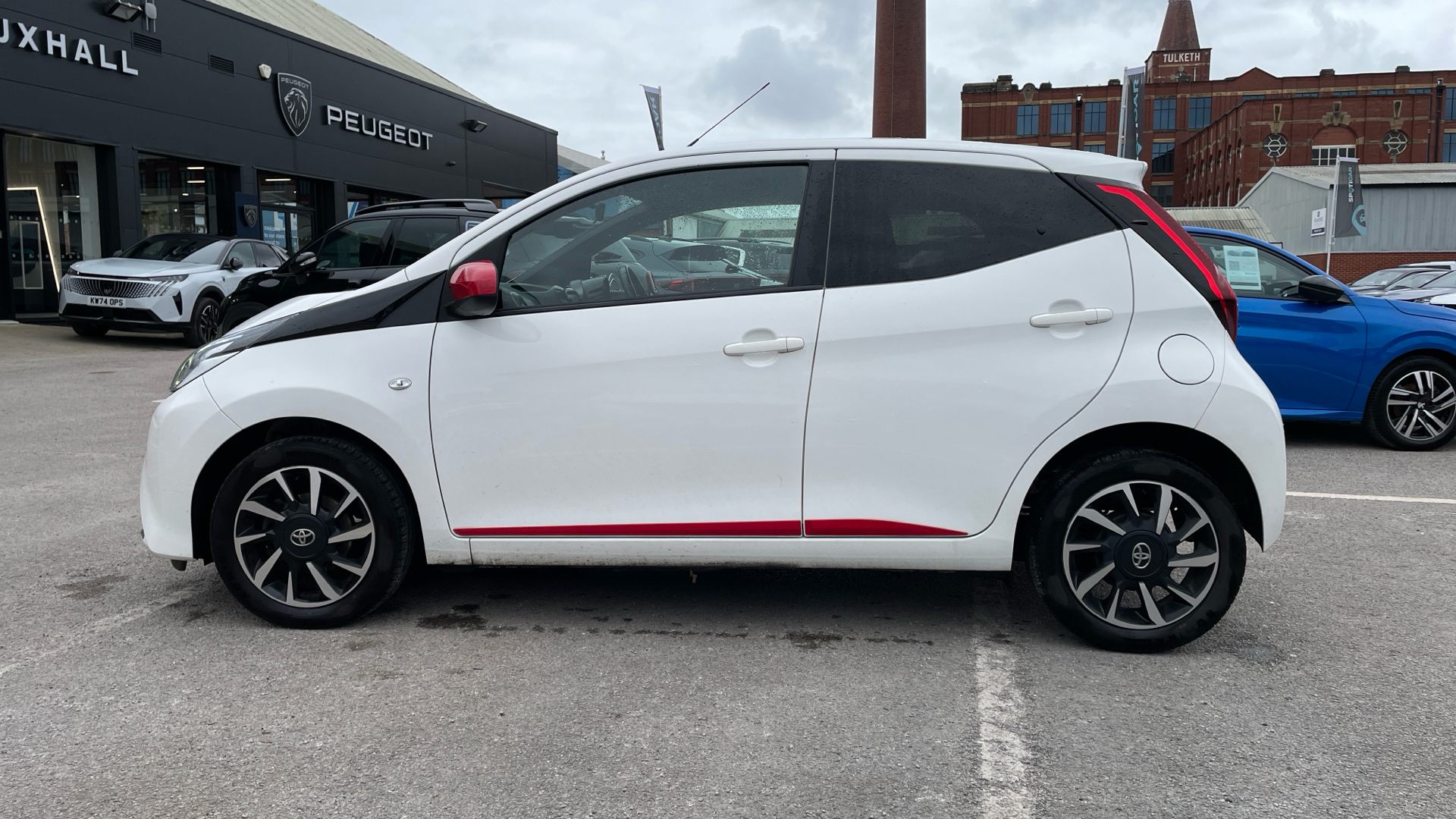car image